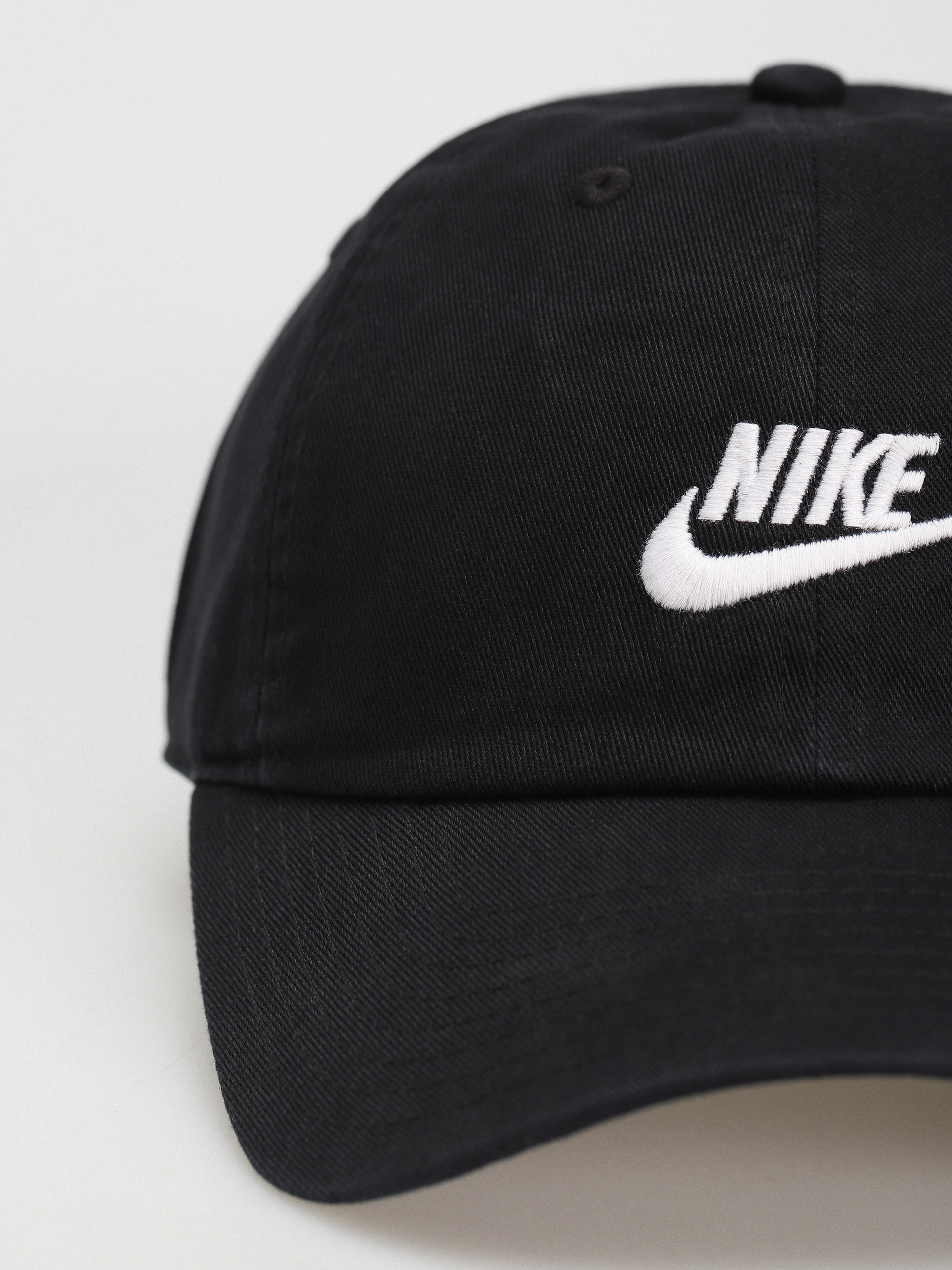 Шапка с козирка Nike SB Club Cb Fut Wsh L (black/white)