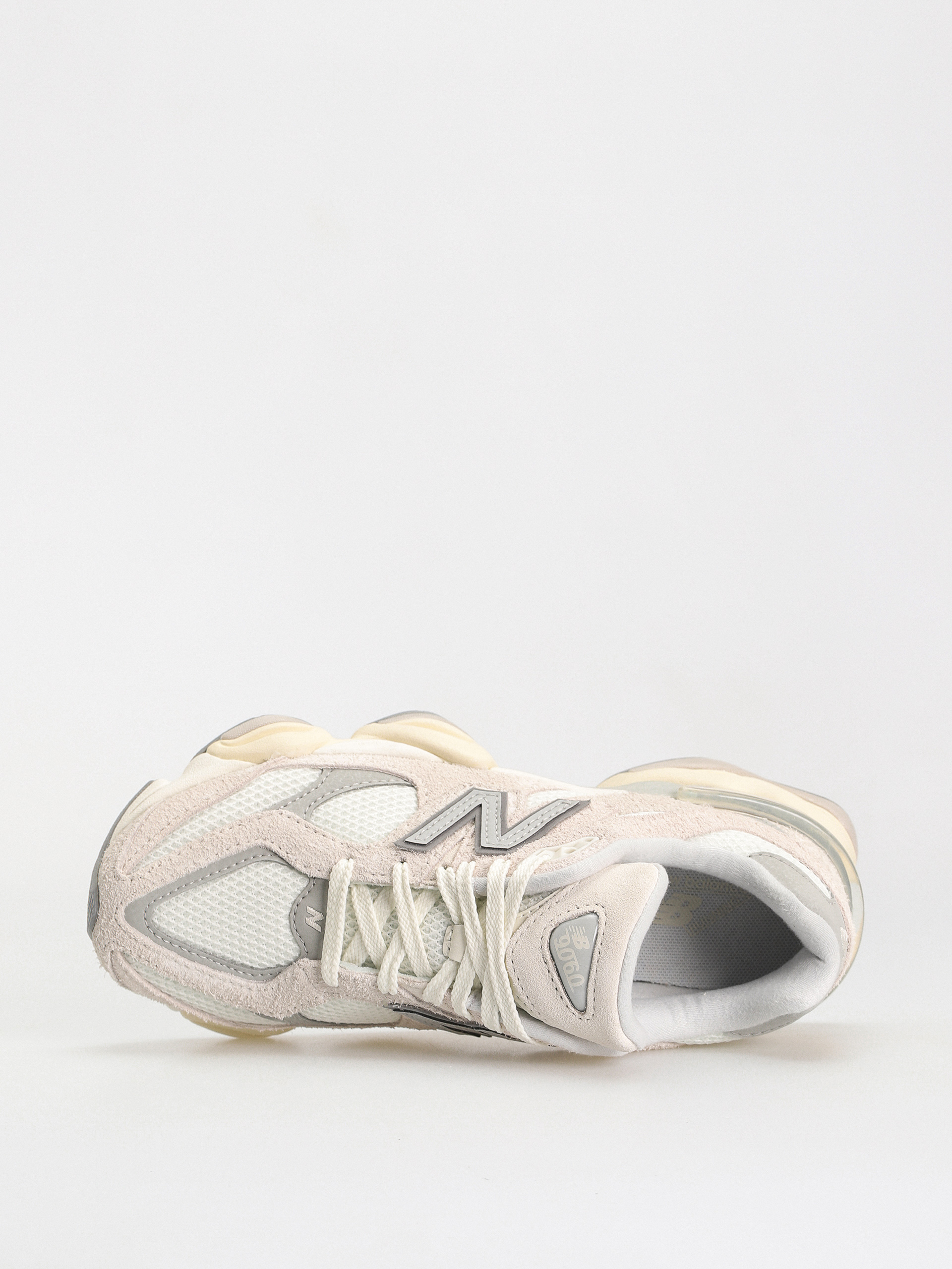 Обувки New Balance 9060 (sea salt)