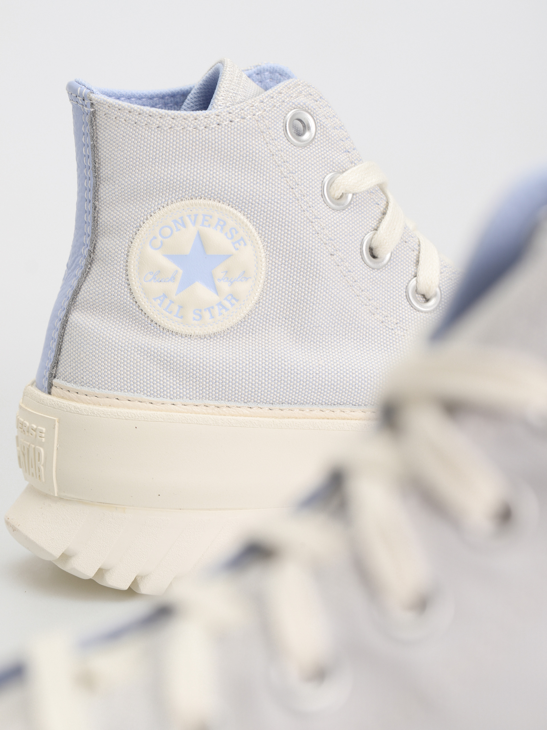 Обувки Converse Chuck Taylor All Star Lugged 2.0 Hi (mystic sky/egret)