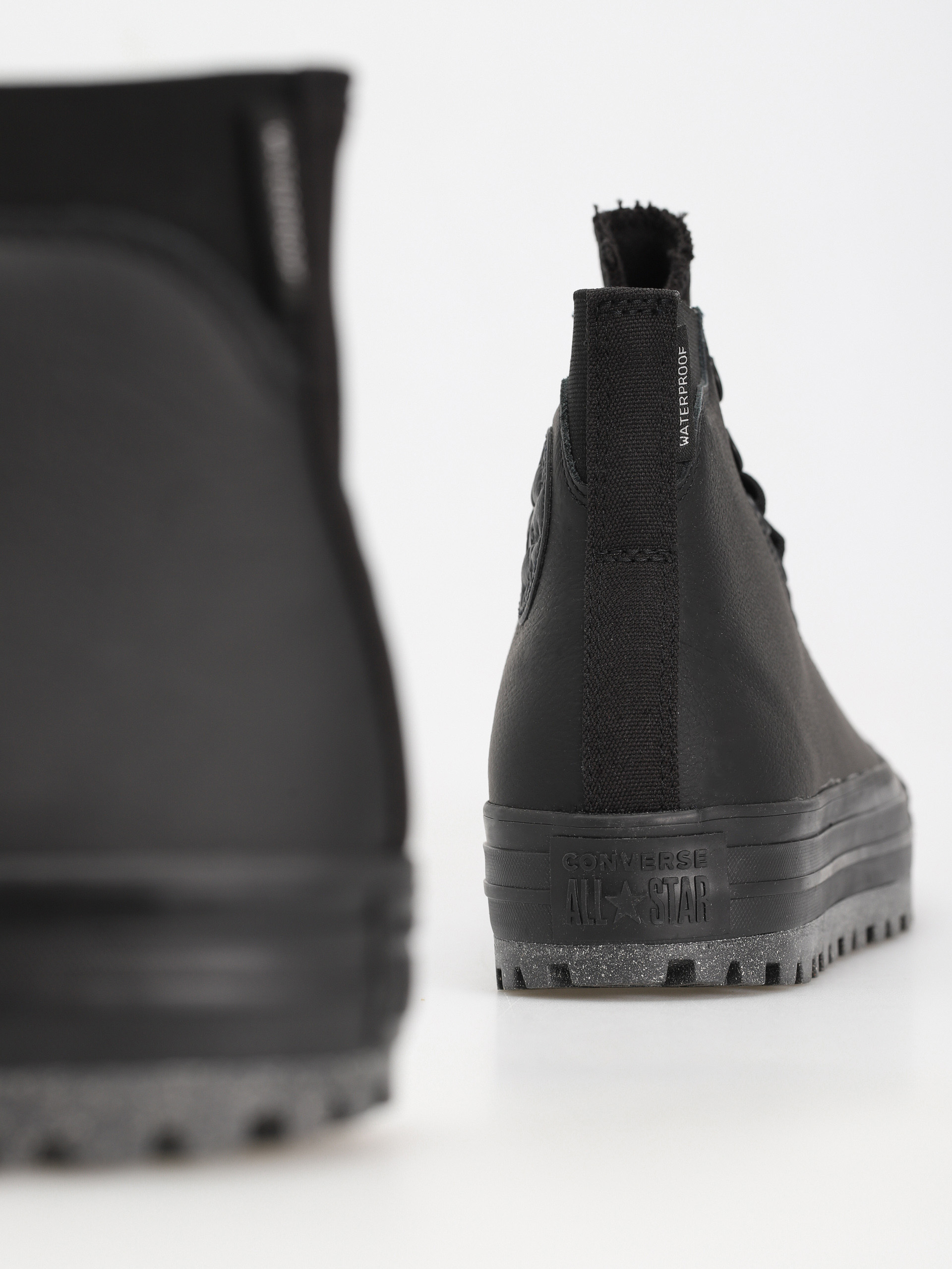 Обувки Converse Chuck Taylor City Trek Wp Hi (black/blackblack)