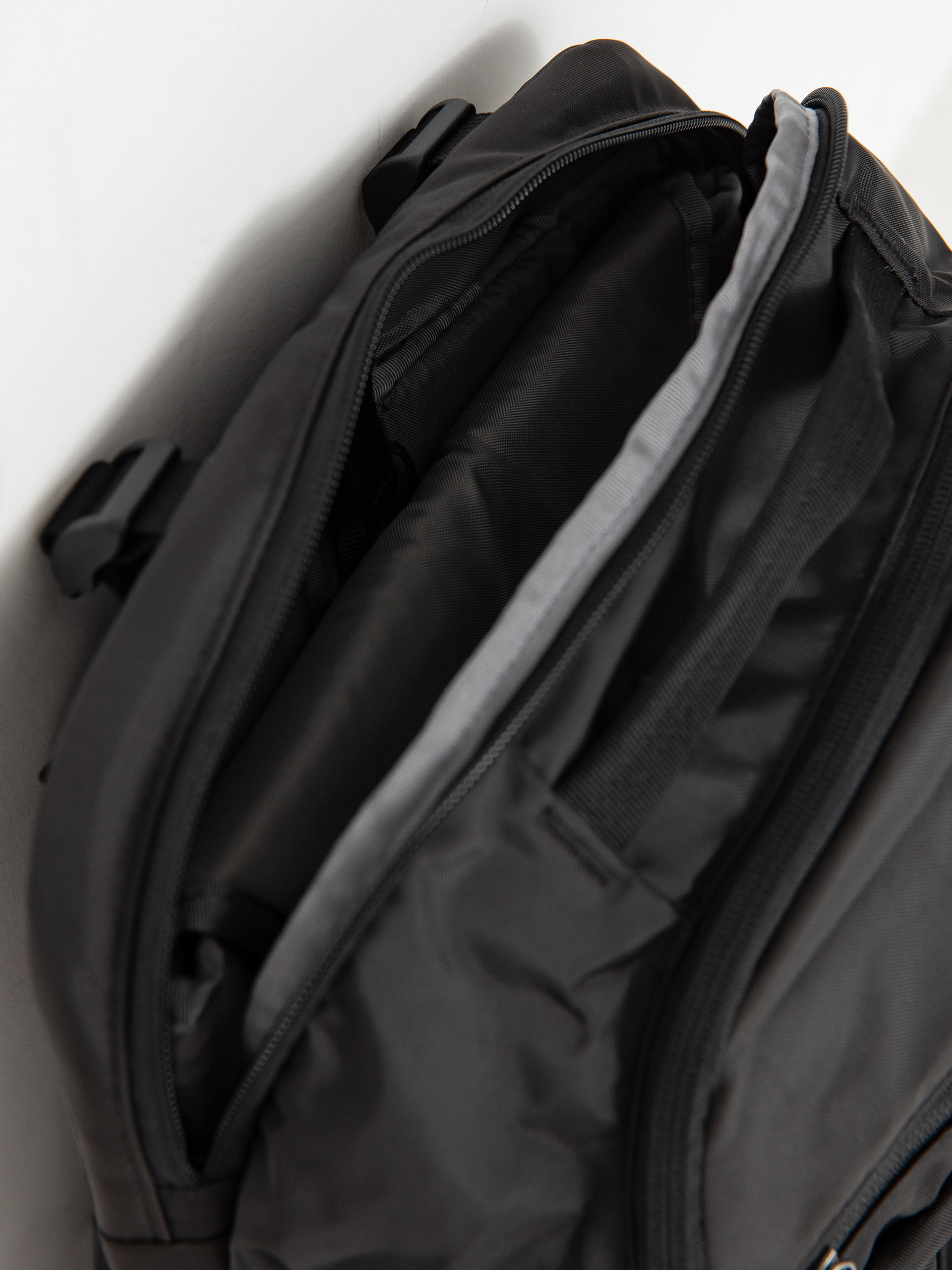 Раница Patagonia Refugio Day Pack 30L (black)