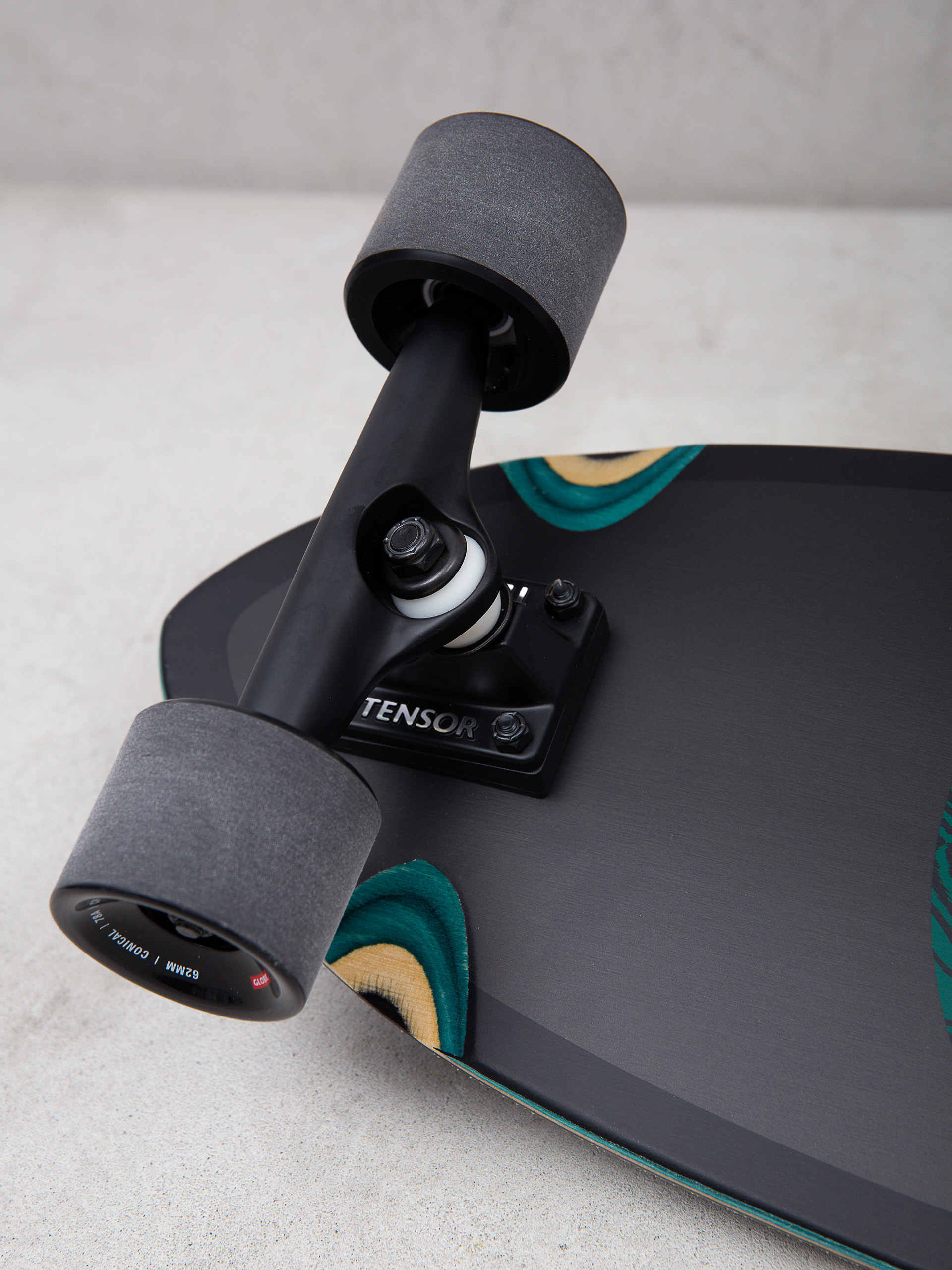 Крузер Globe Chromantic (psy palm)