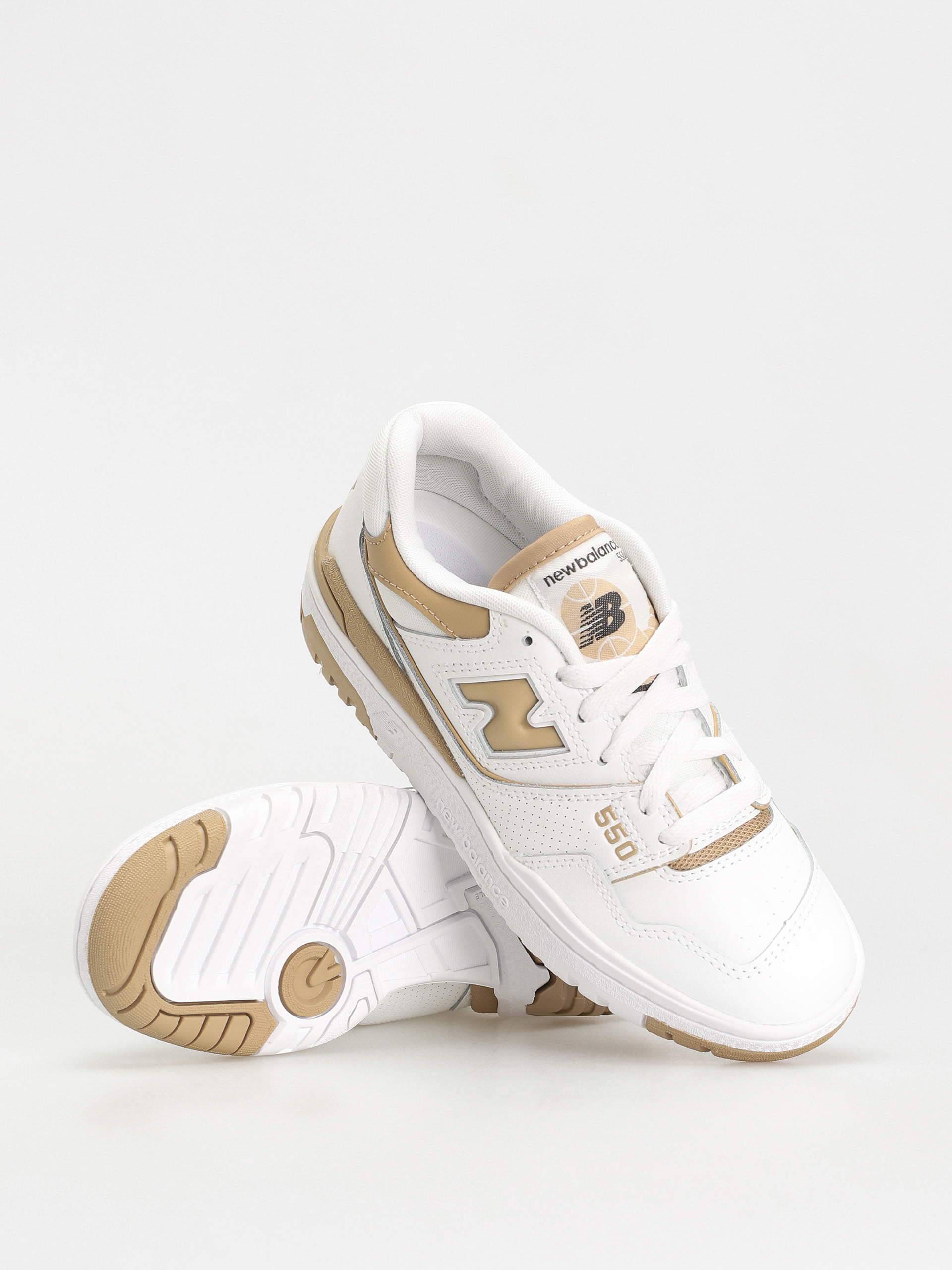 Обувки New Balance 550 Wmn (white)