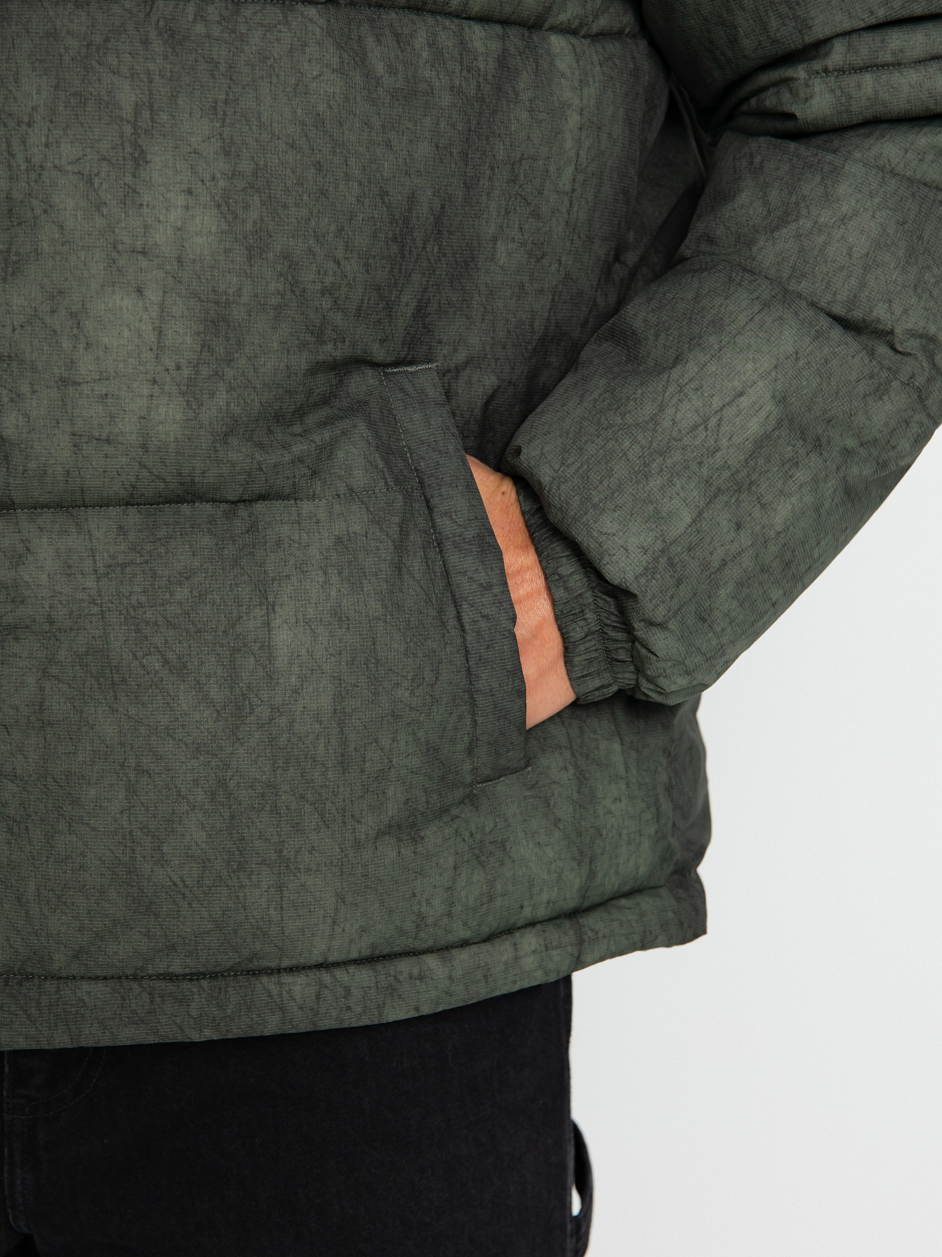 Яке Iriedaily Mission2 Puffer (olive)