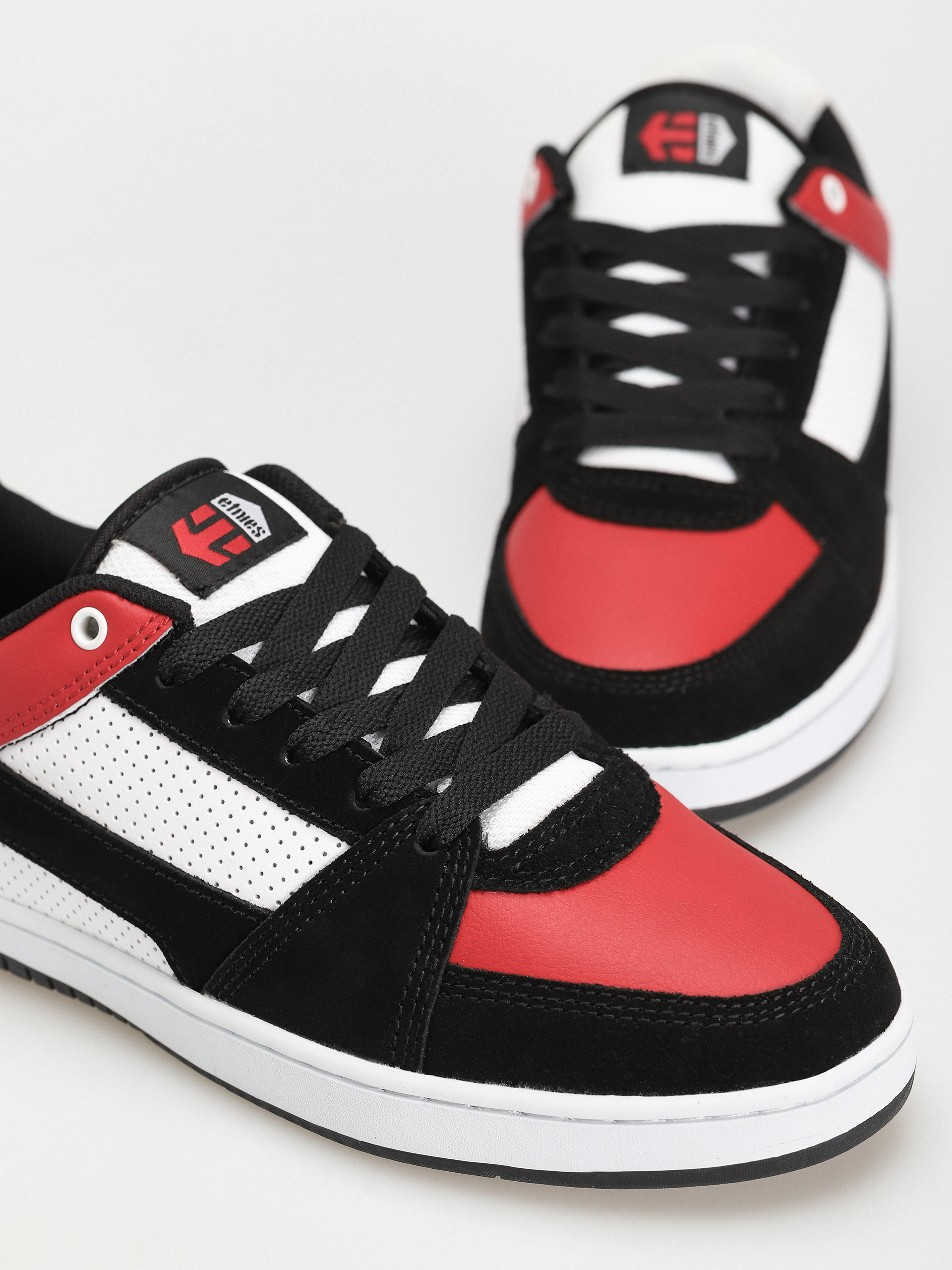 Обувки Etnies Mc Rap Lo (black/red/white)