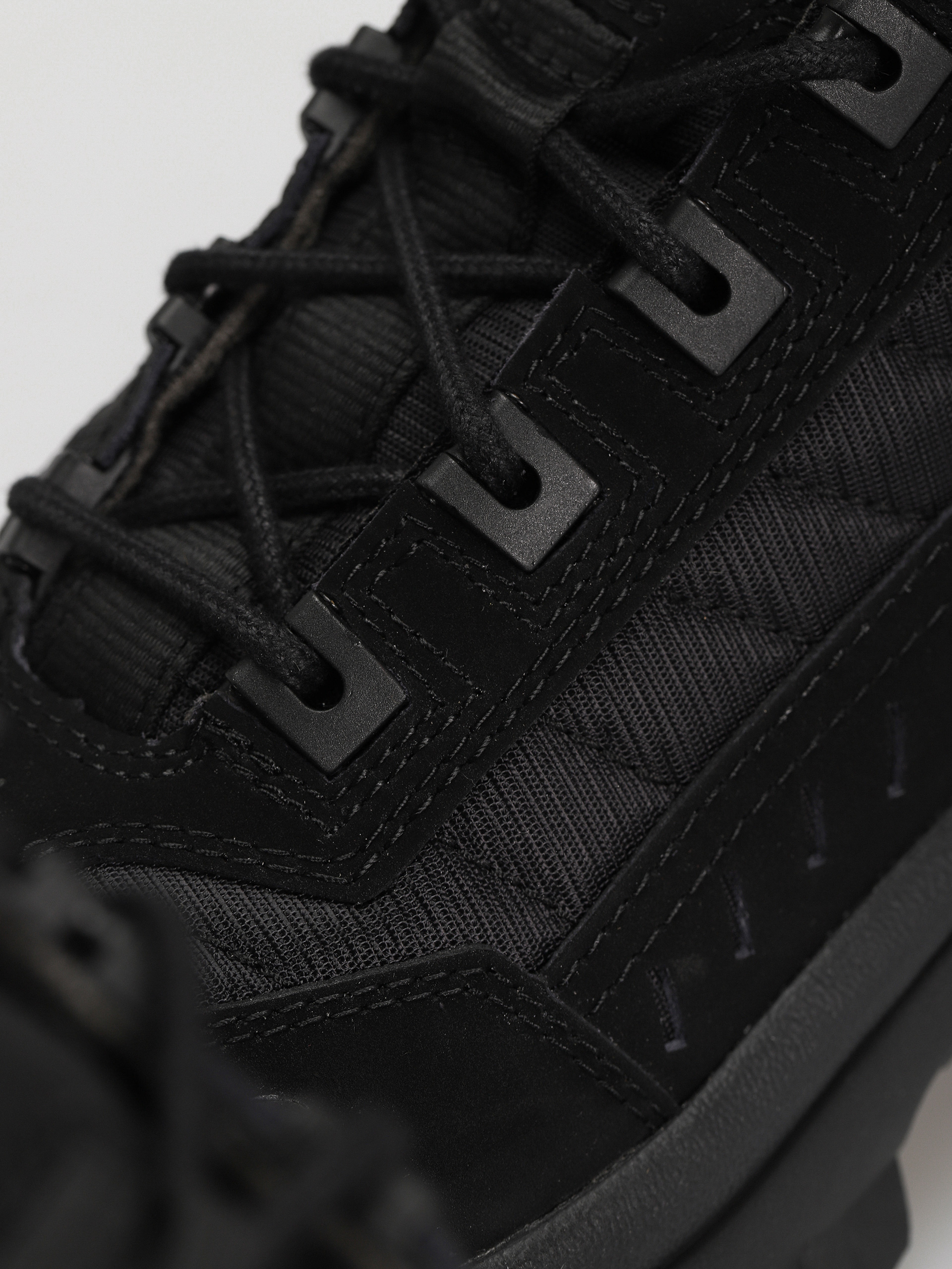 Обувки Caterpillar Intruder Mid (black)