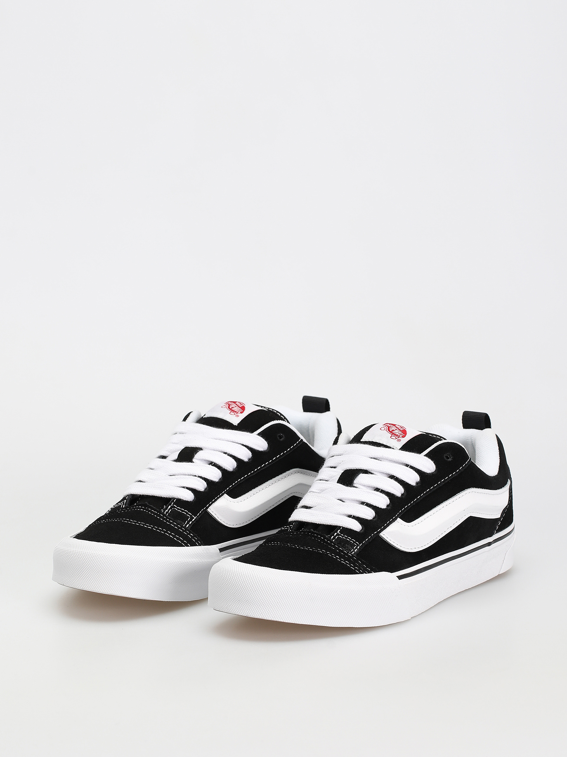 Обувки Vans Knu Skool (black/true white)
