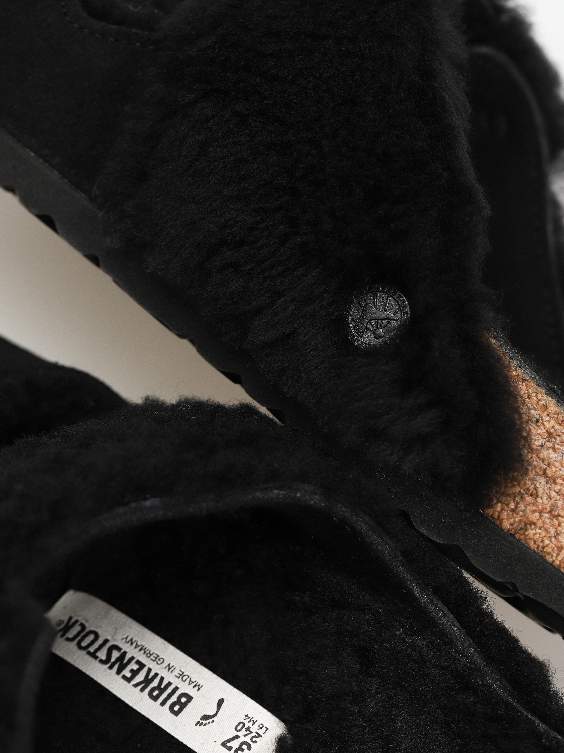 Чехли Birkenstock Arizona Split Teddy Parts Rivet Logo Suede Leather/Fur Narrow Wmn (black)