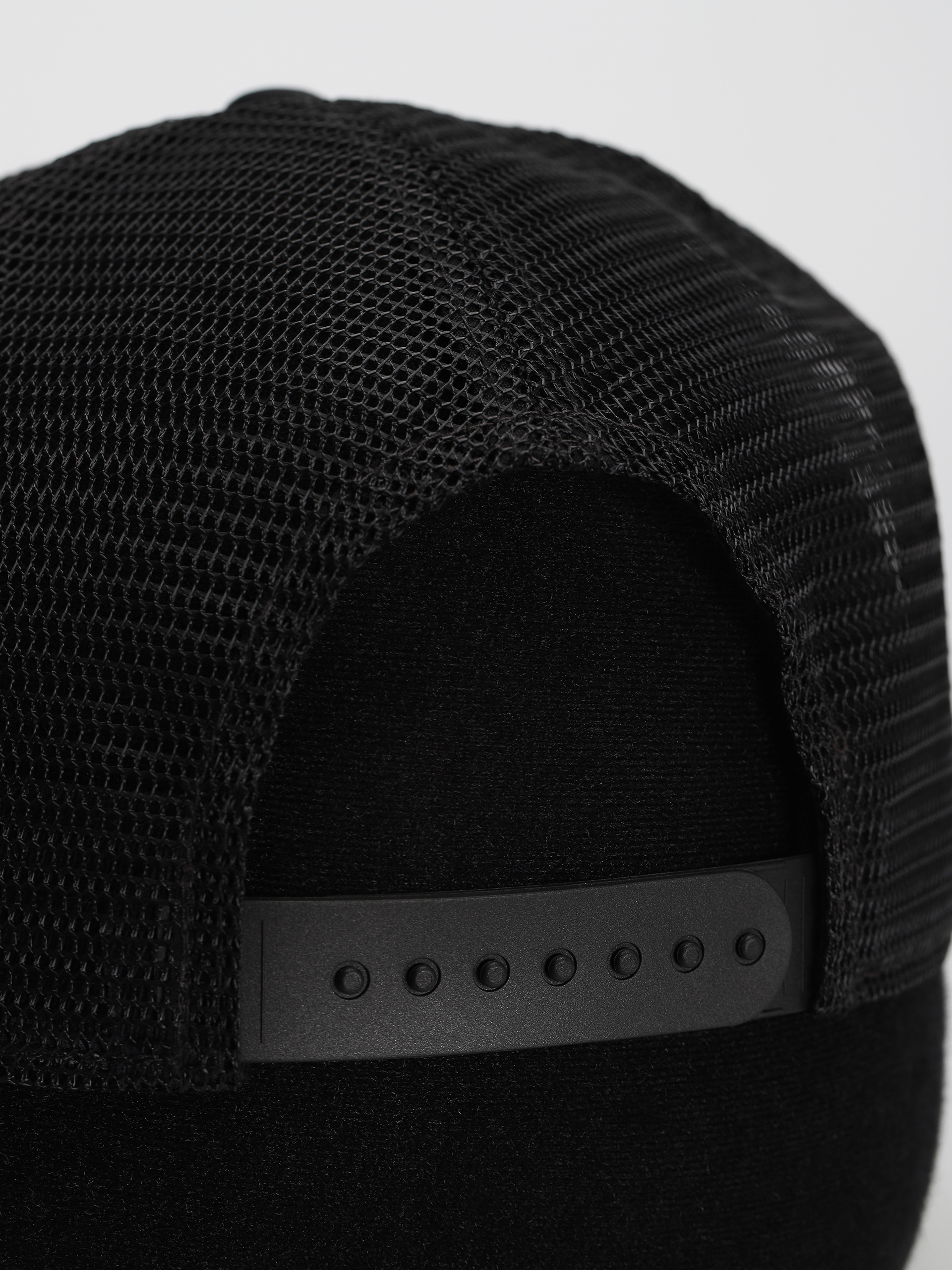 Шапка с козирка Nike SB Dri FIT Rise (black/black/black)