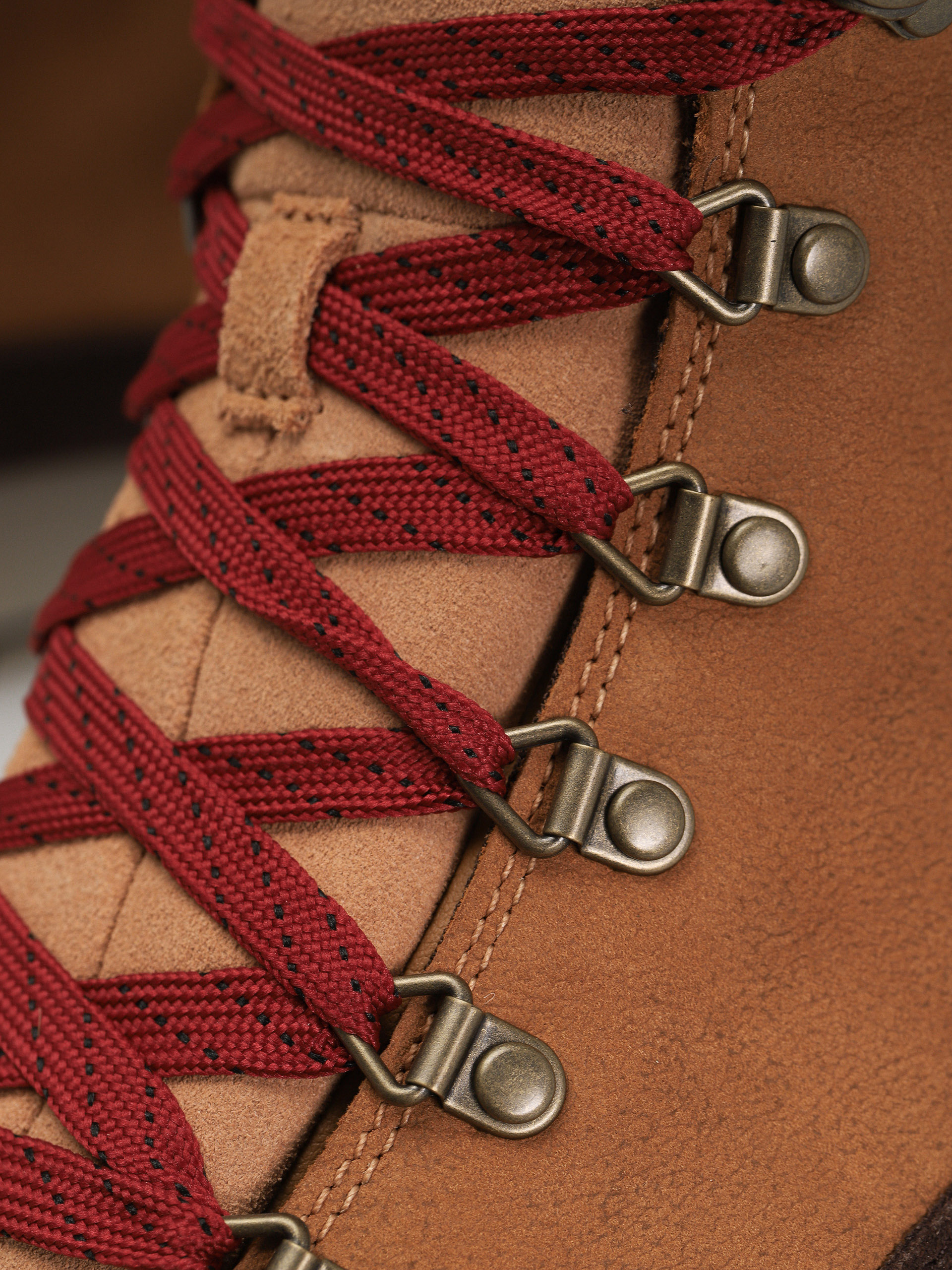 Обувки The North Face Back To Berkeley Iv Leather Wp (almond butter/demtssbrn)