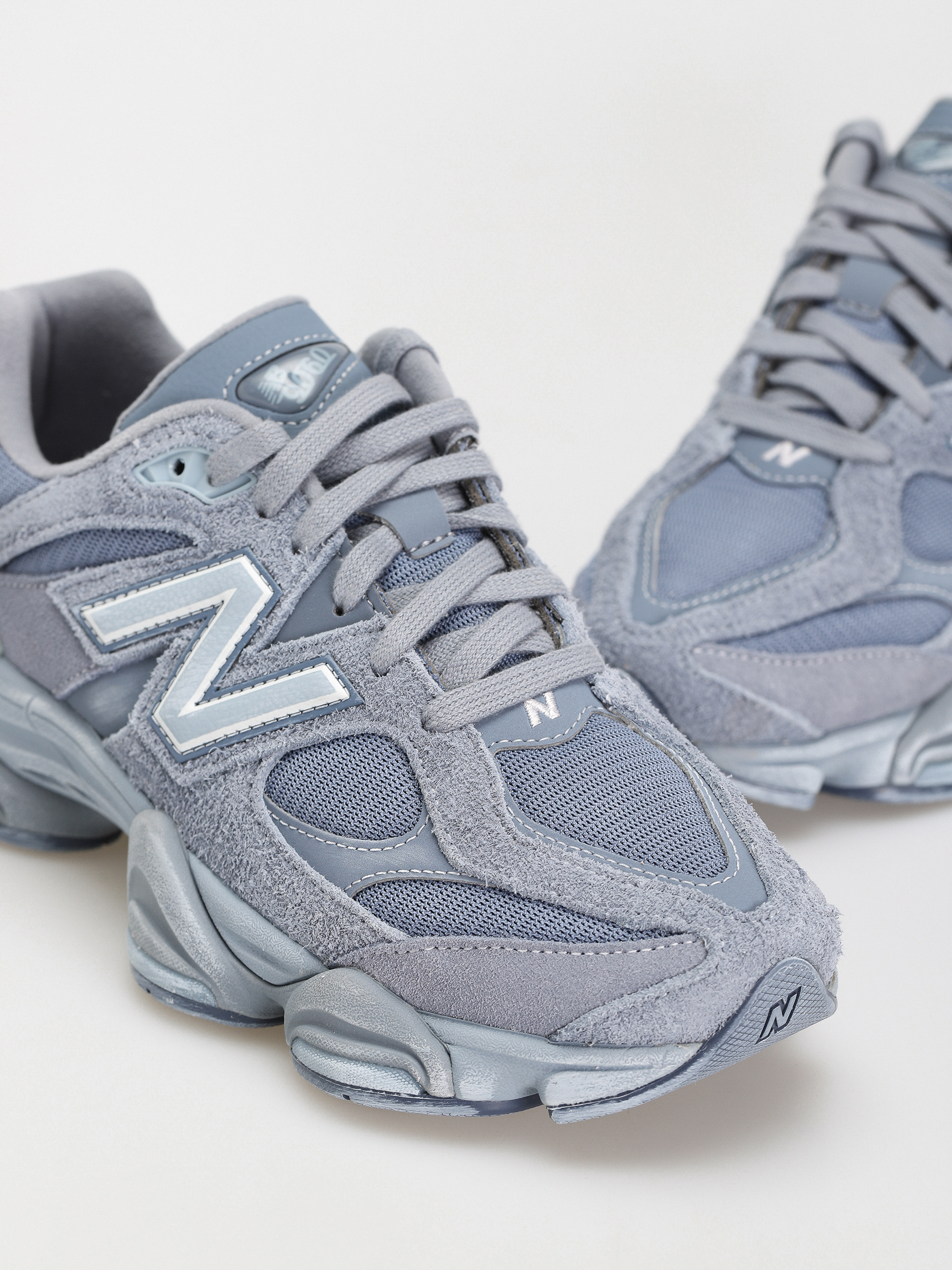 Обувки New Balance 9060 (arctic grey)