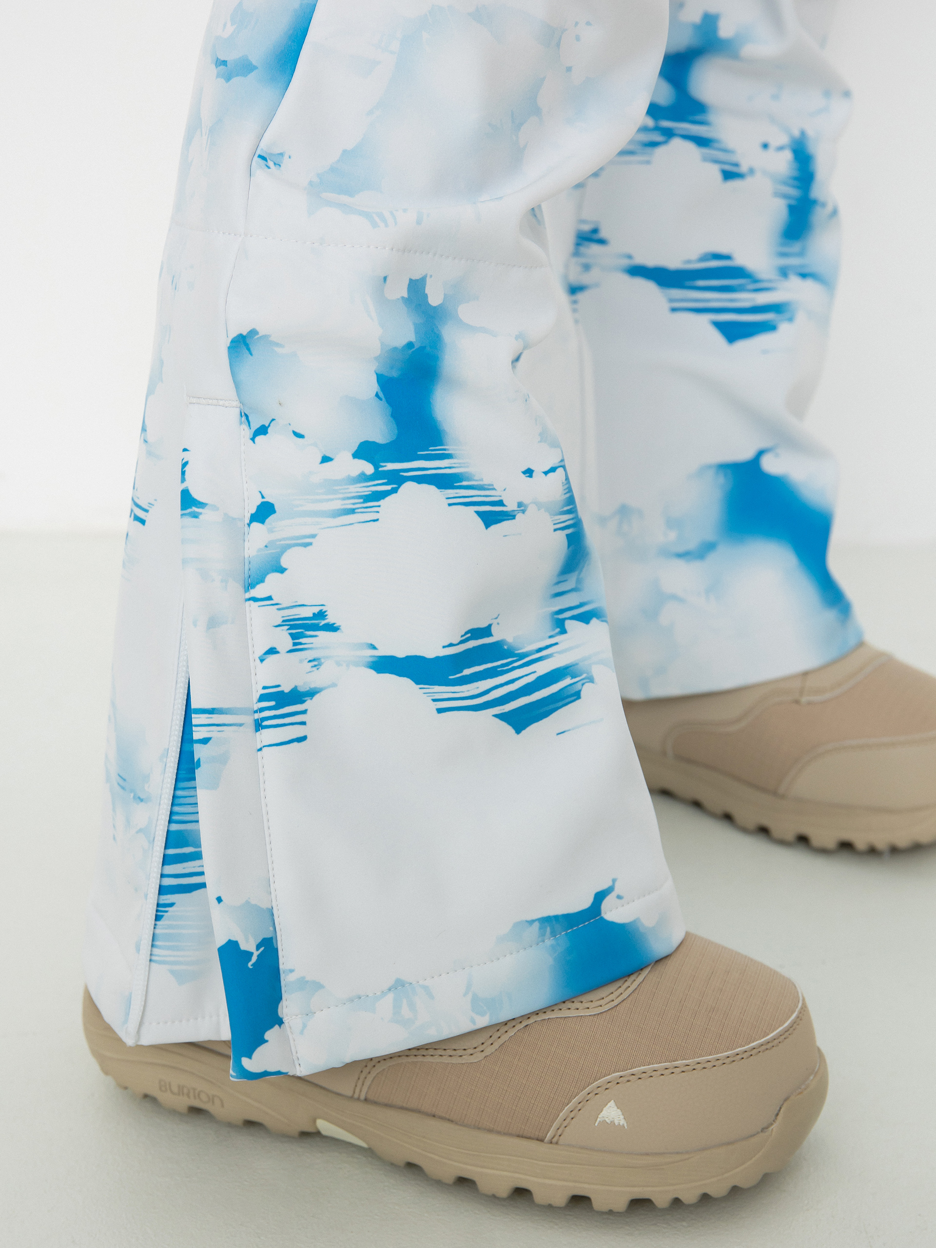 Дамско Сноуборд панталони Roxy Chloe Kim (azure blue clouds)