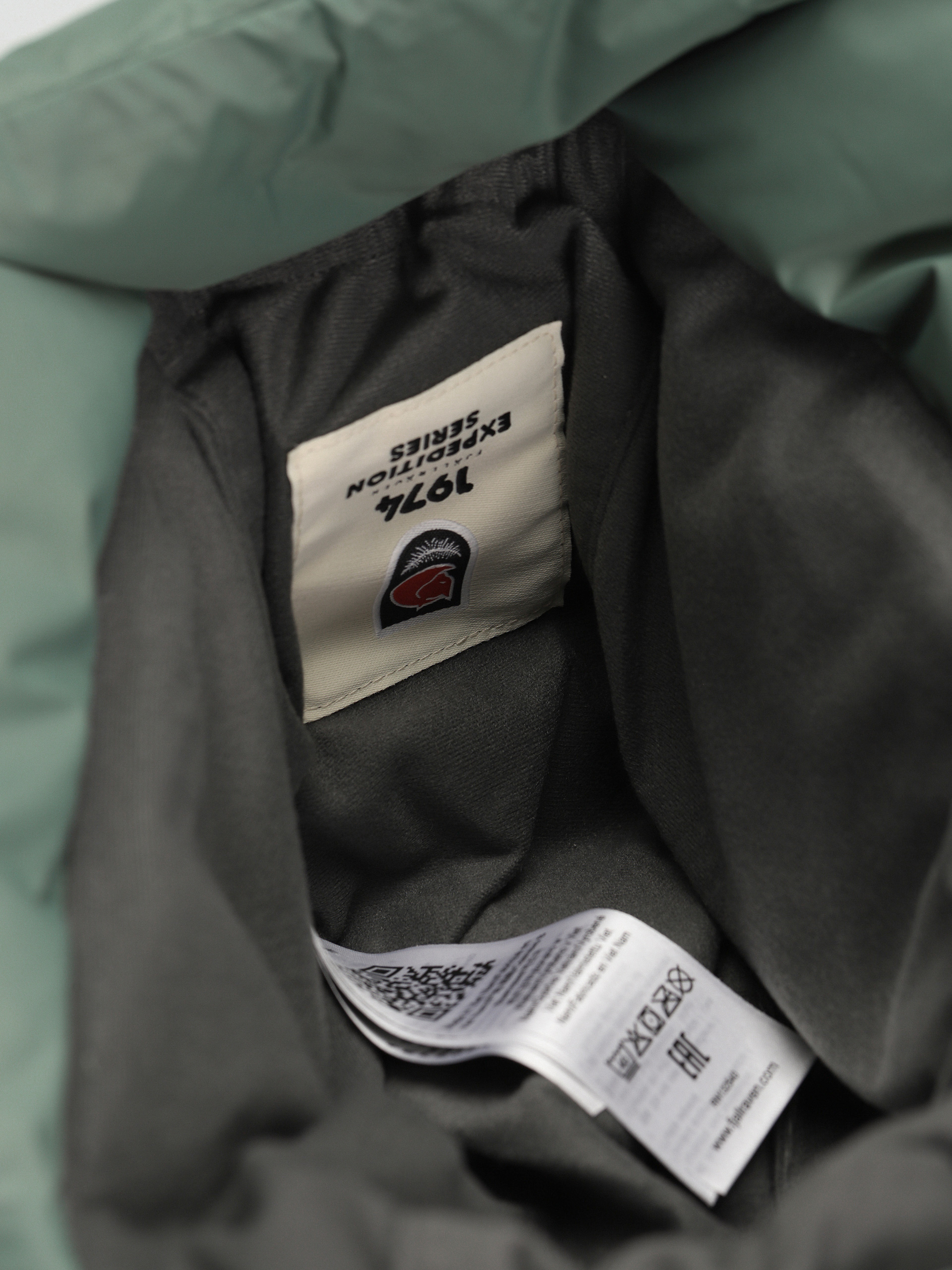 Шапка Fjallraven Expedition Down Heater (patina green)