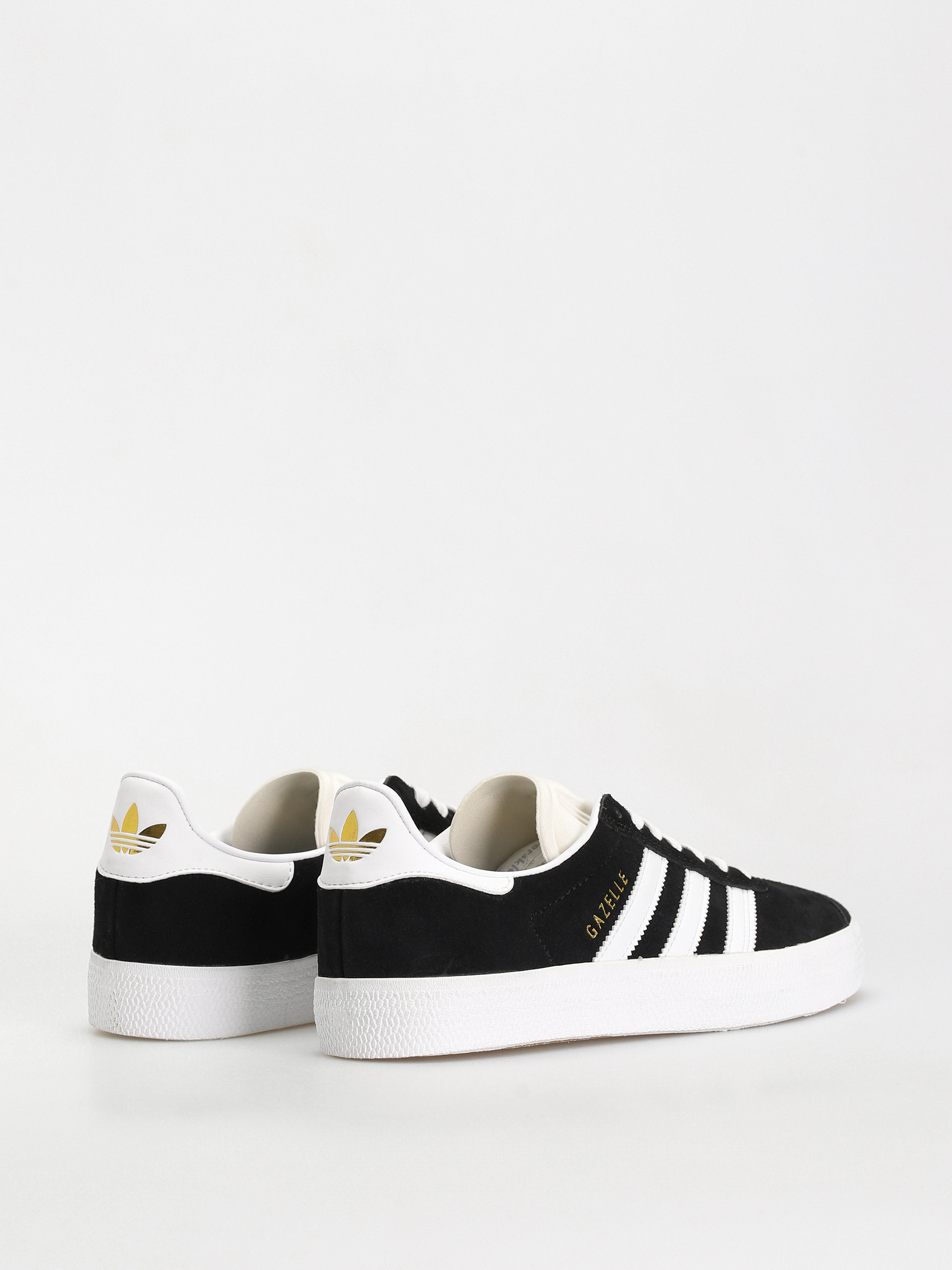 Обувки adidas Gazelle ADV (core black/cloud white/gold metallic)