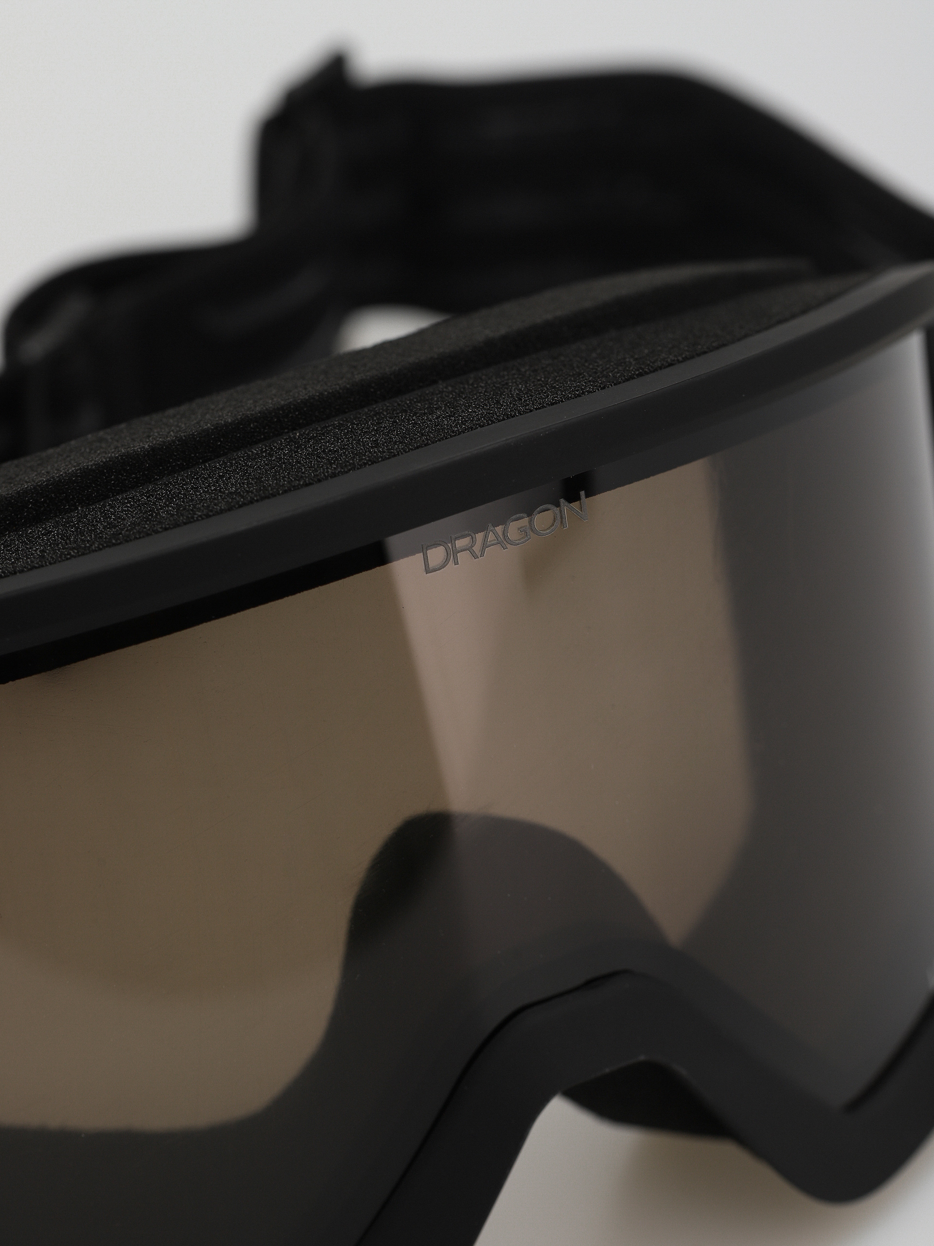 Сноуборд очила Dragon DX3 L OTG (classicblack/lumalens dark smoke)