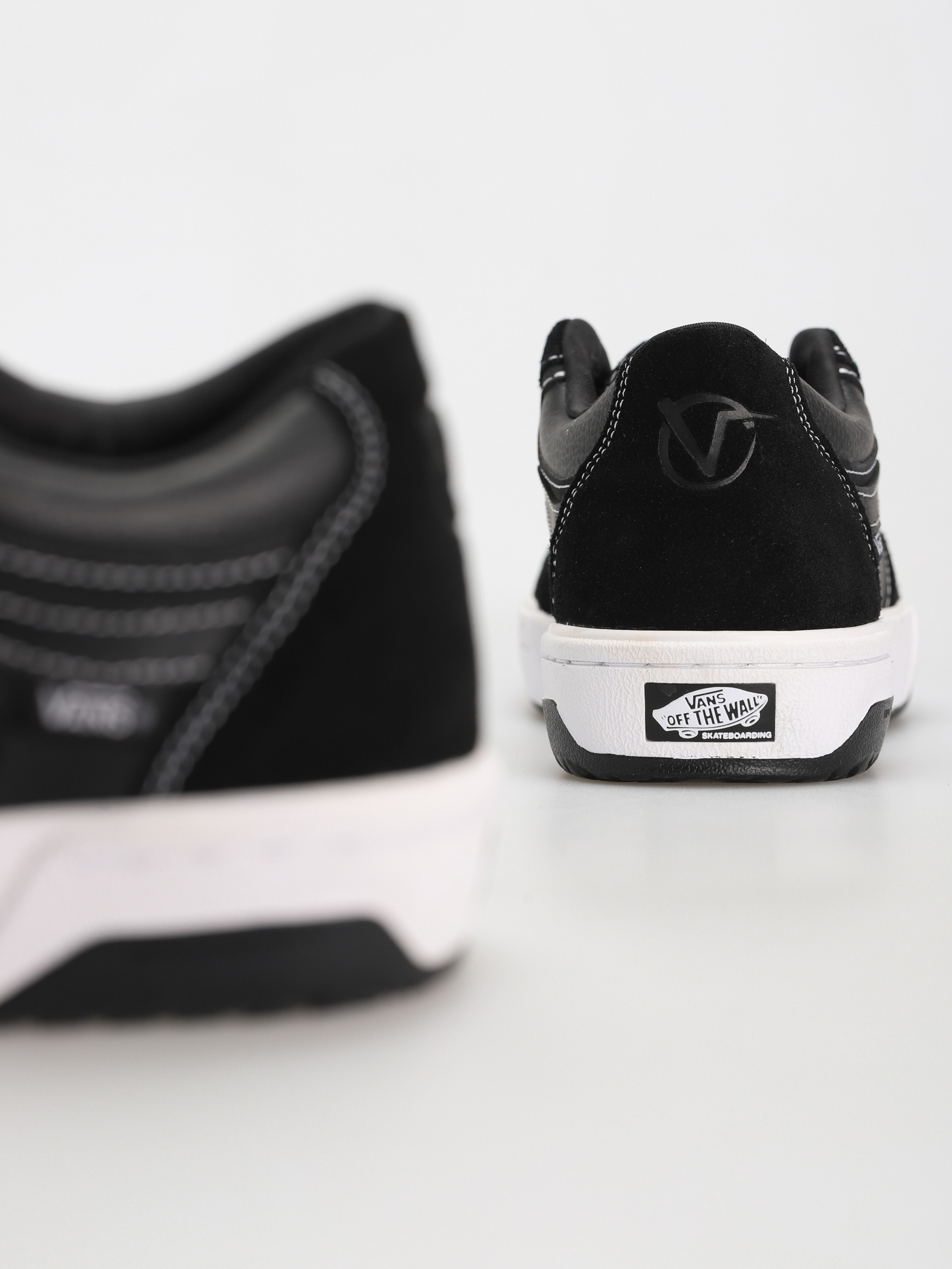 Обувки Vans Skate Rowan 2 (black/white)