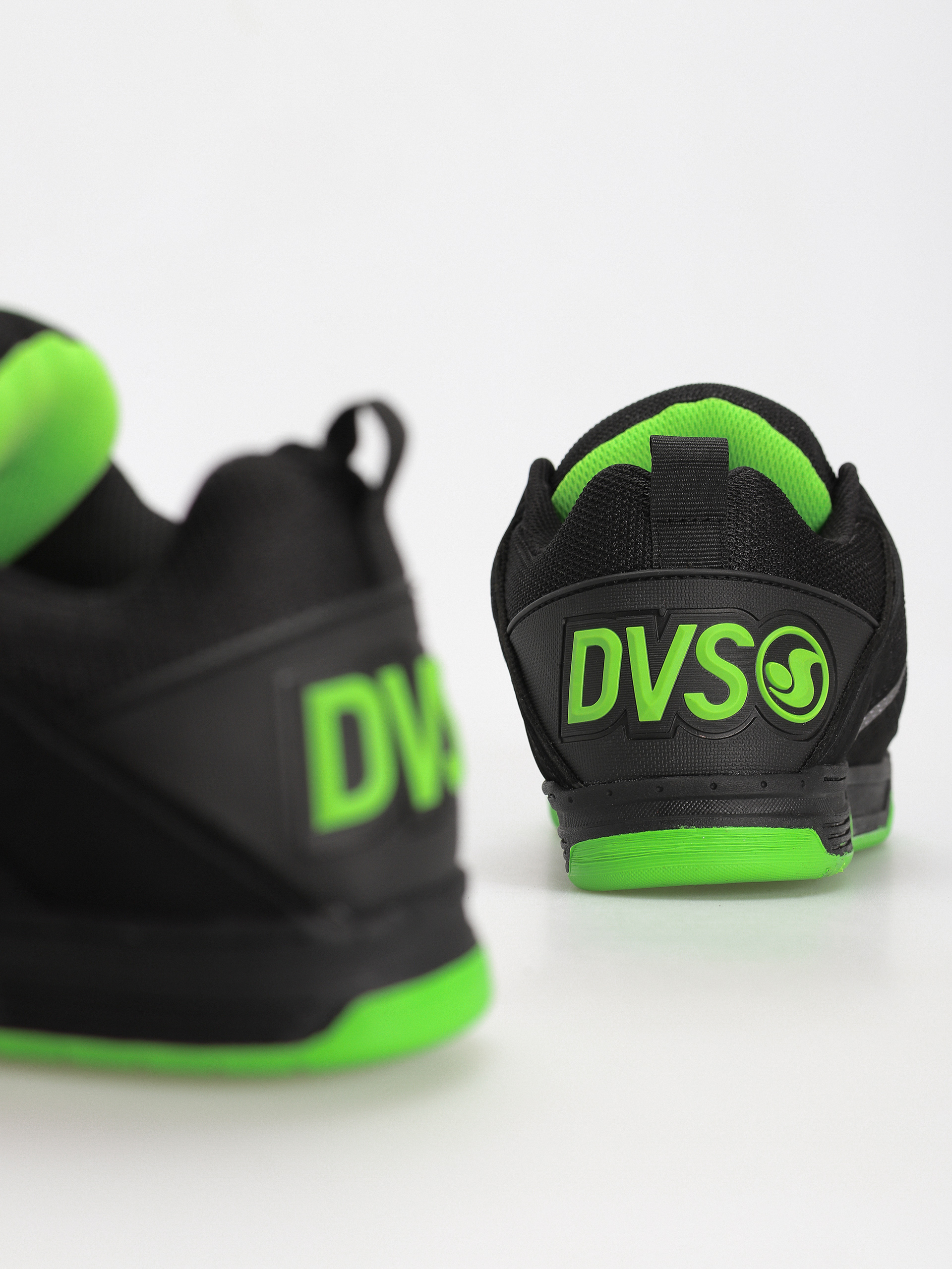 Обувки DVS Comanche (black charcoal lime nubuck)