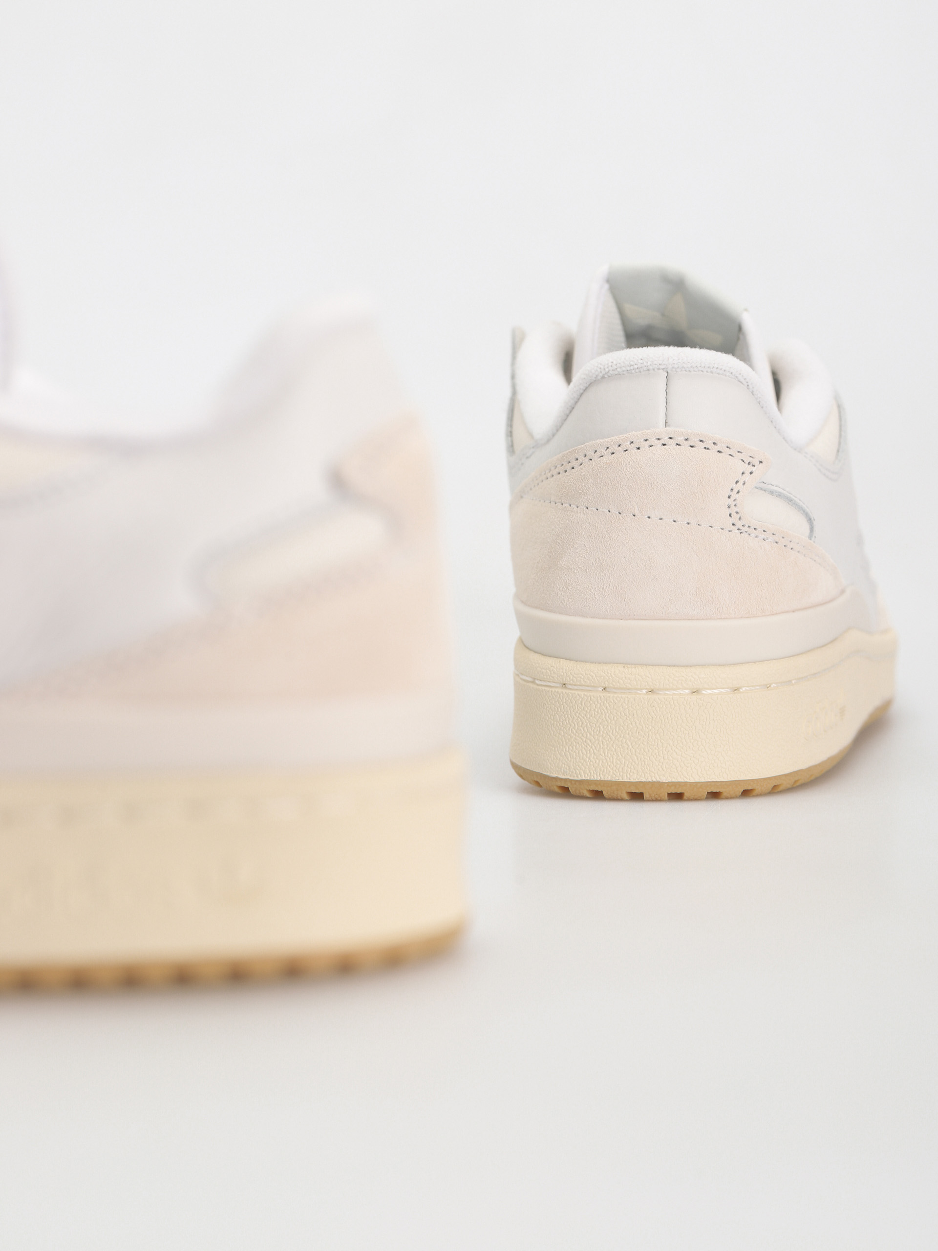 Обувки adidas Forum 84 Low ADV (cwhite/ftwwht/clowhi)