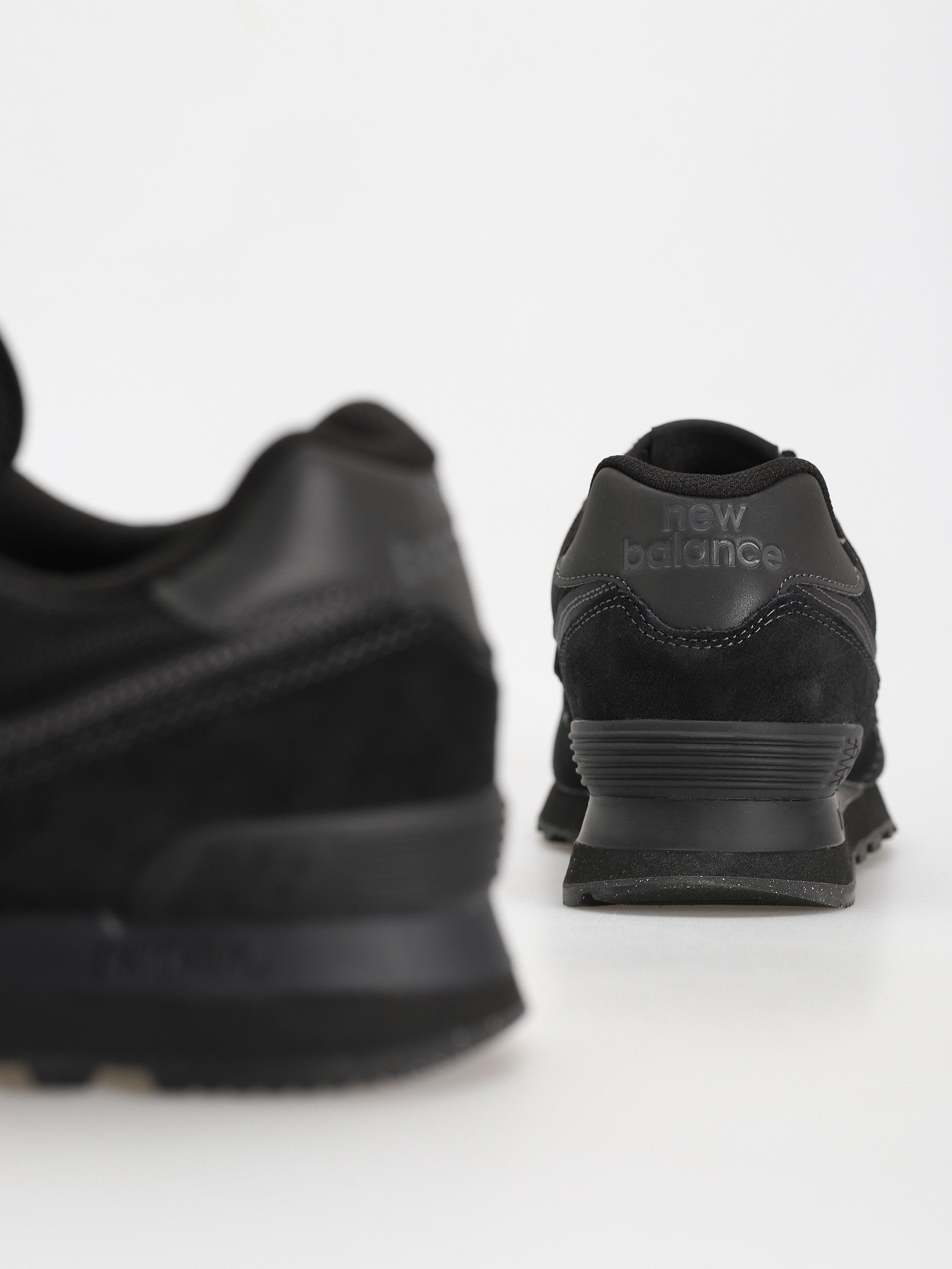 New Balance Обувки 574 (black/black/black)