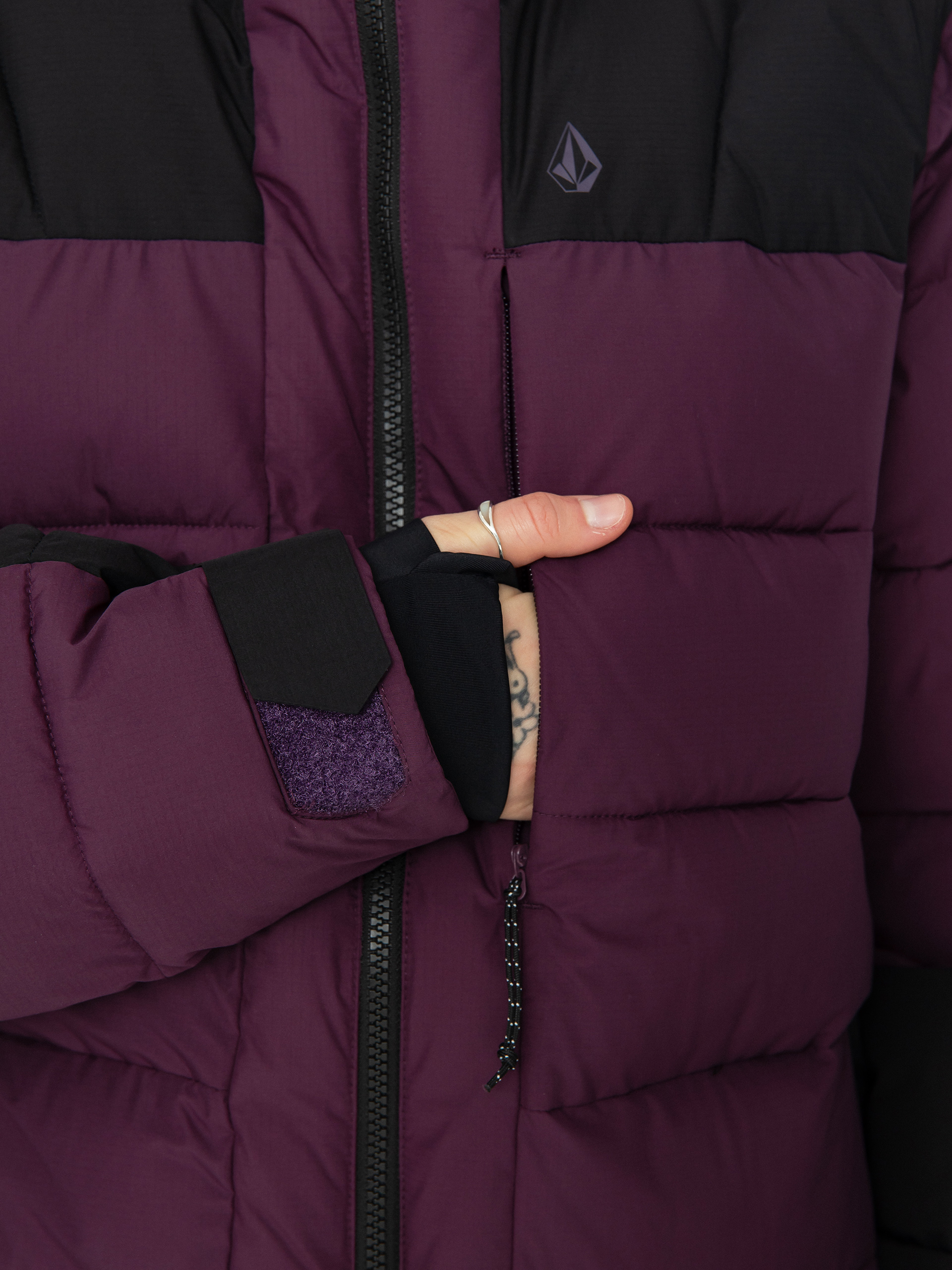 Дамска Сноуборд яке Volcom Puffleup (blackberry)