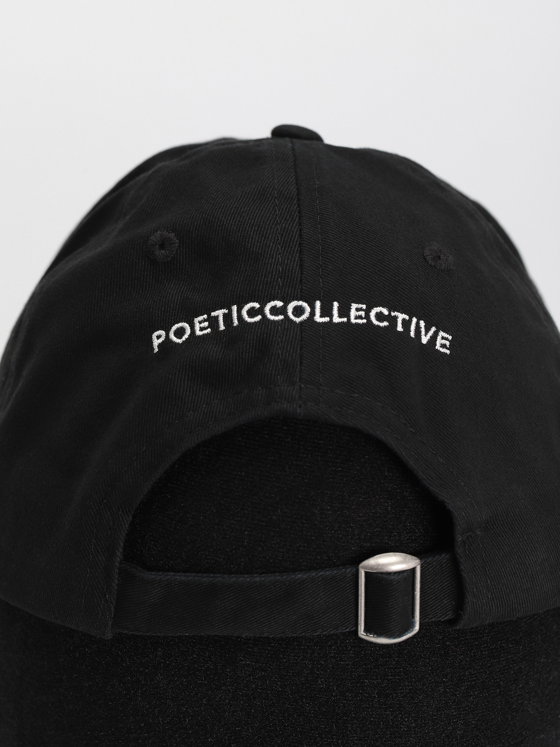 Шапка с козирка Poetic Collective Classic (black/white)