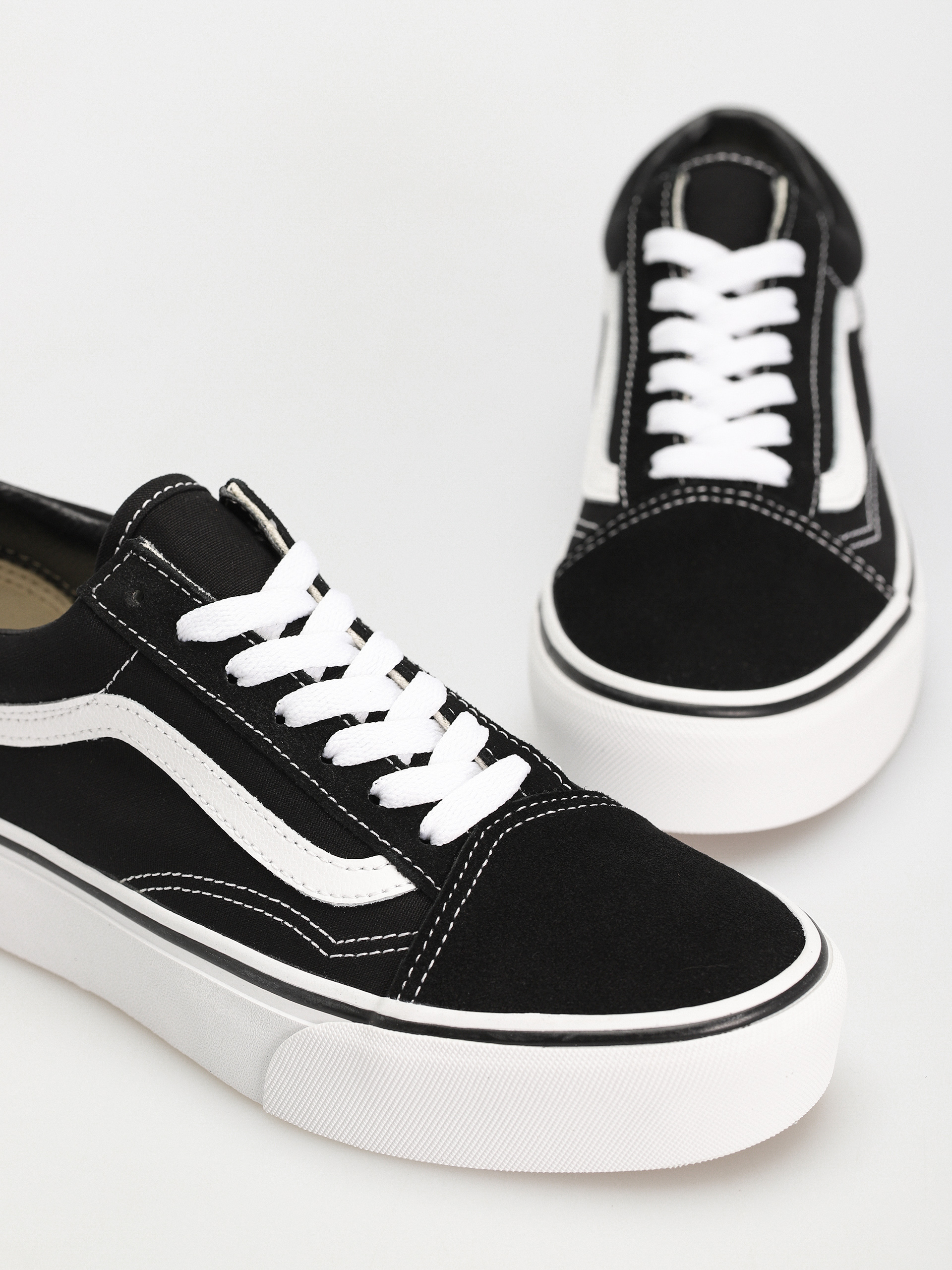Обувки Vans Old Skool Platform (black/white)