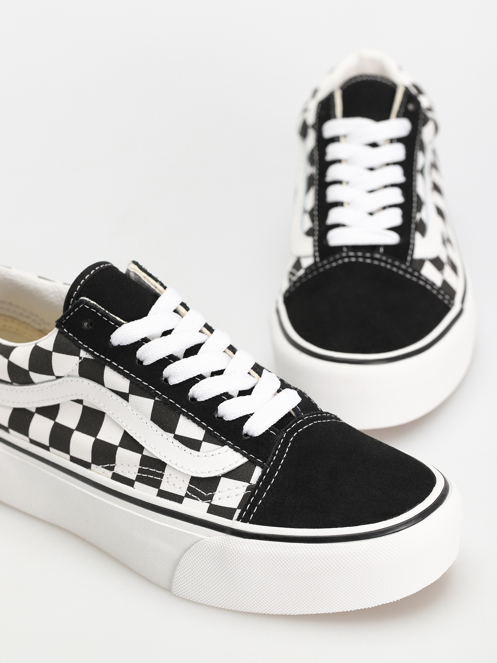 Обувки Vans Old Skool Platform (checkerboard black/true white)