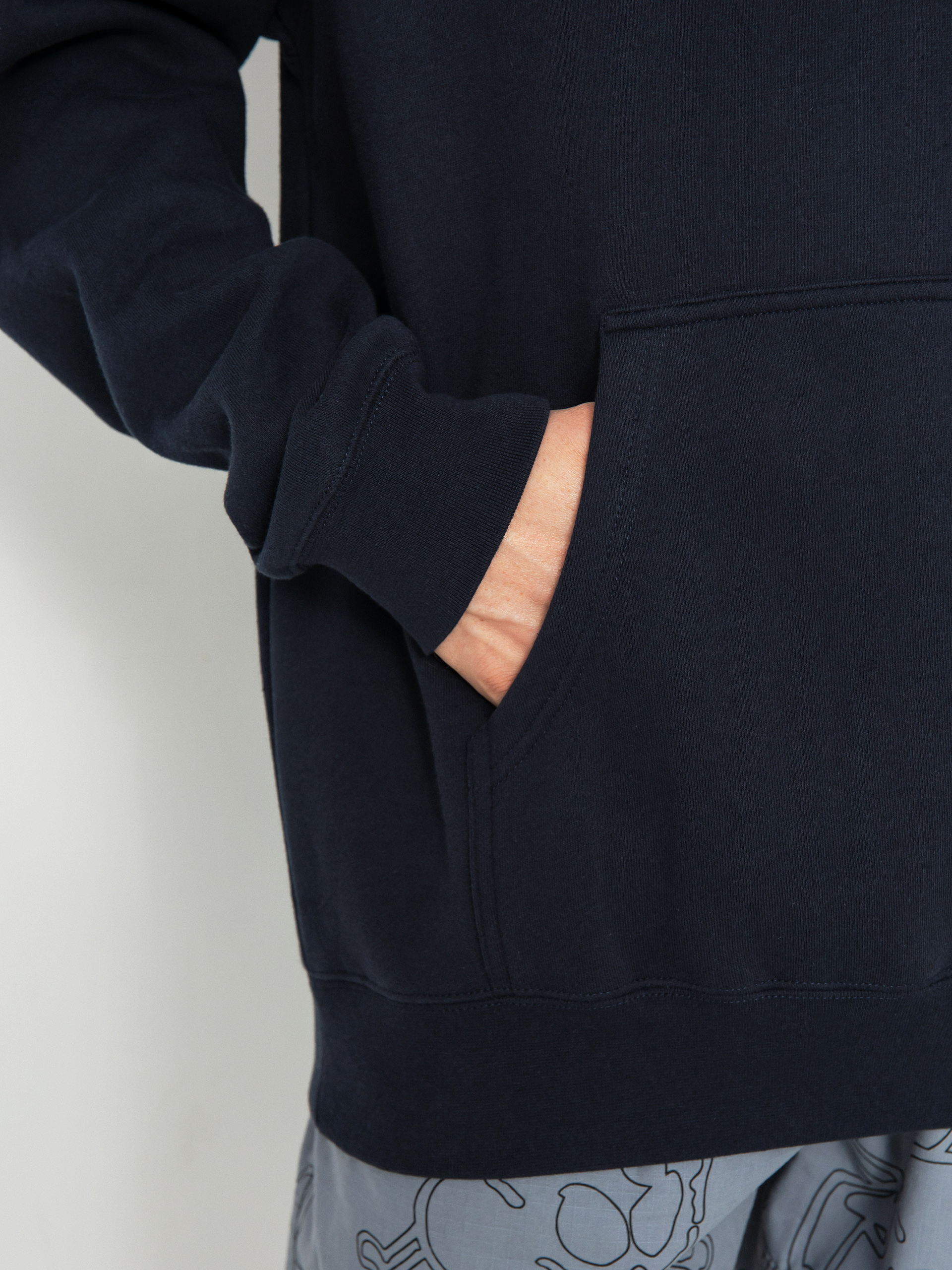 Суитшърт с качулка Antihero Eagle HD (navy/black/multi)