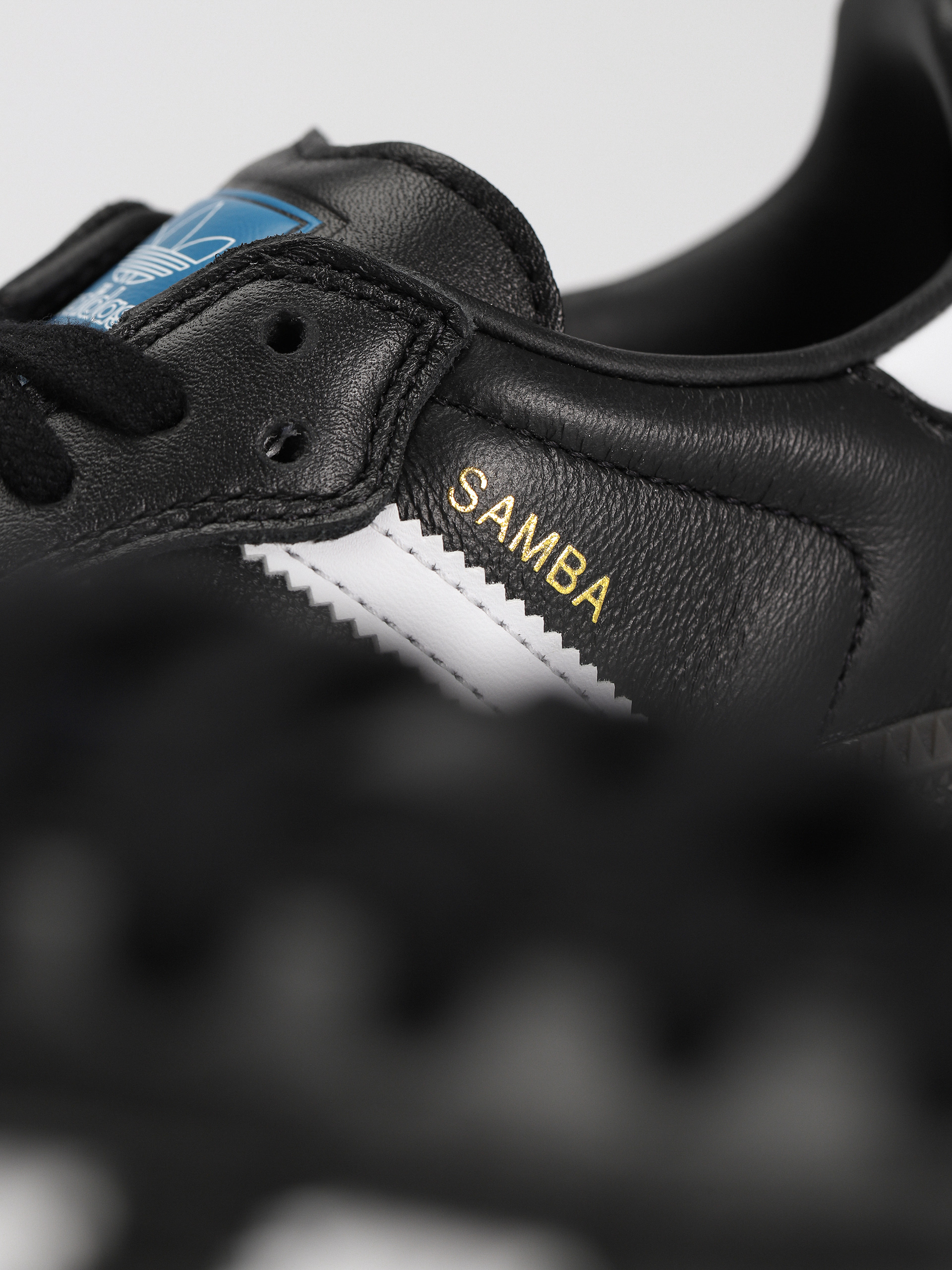 Обувки adidas Samba ADV (cblack/ftwwht/gum5)
