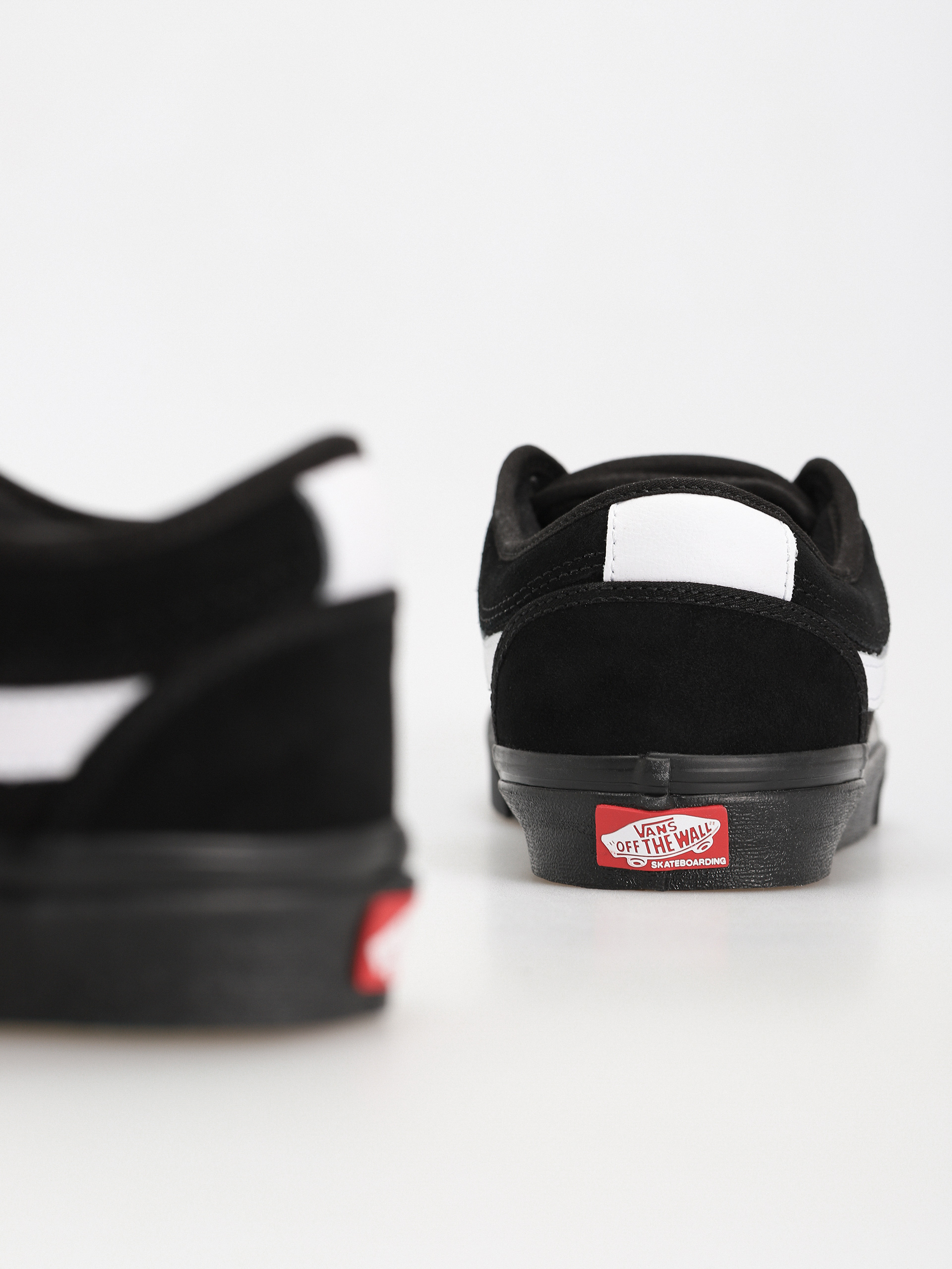 Обувки Vans Chukka Low Sidestripe (black/black/white)