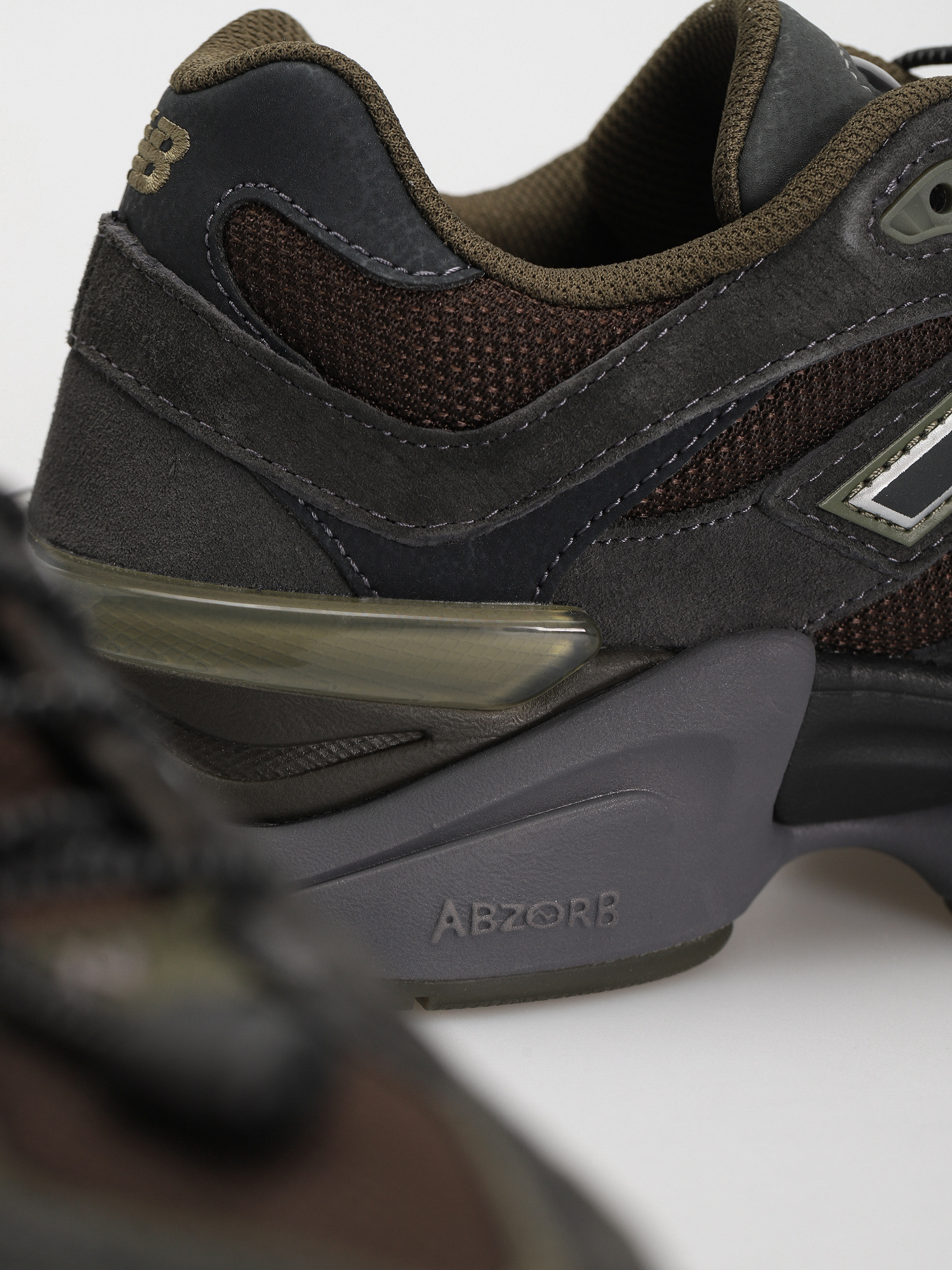 Обувки New Balance 9060 (blacktop)