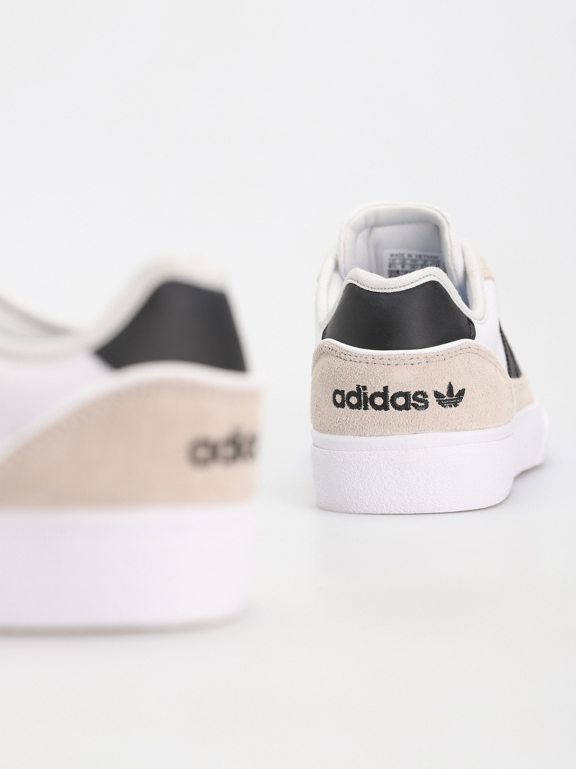 Обувки adidas Court TNS Premiere (crywht/cblack/ftwwht)