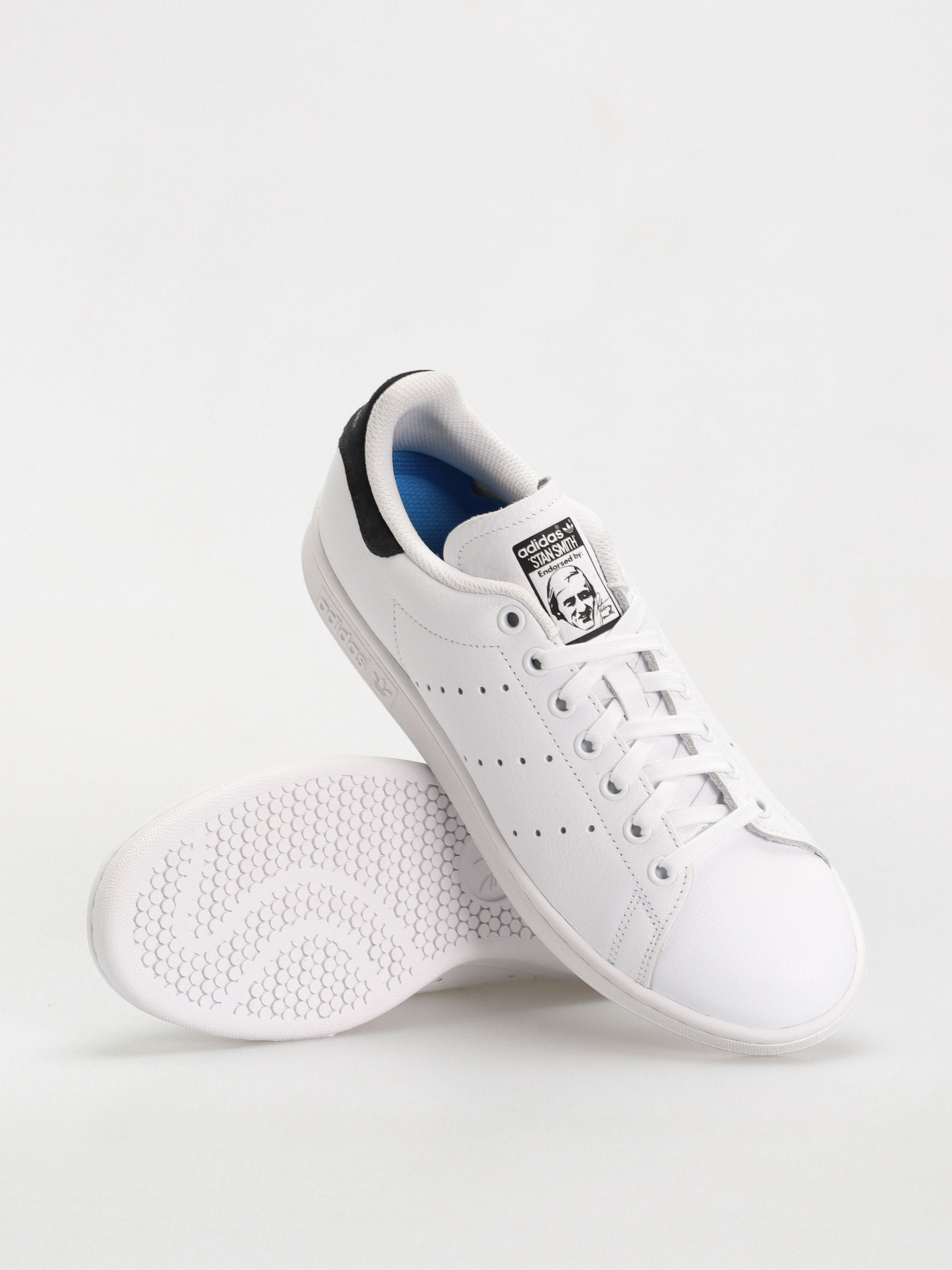 Обувки adidas Stan Smith ADV (ftwwht/cblack/ftwwht)