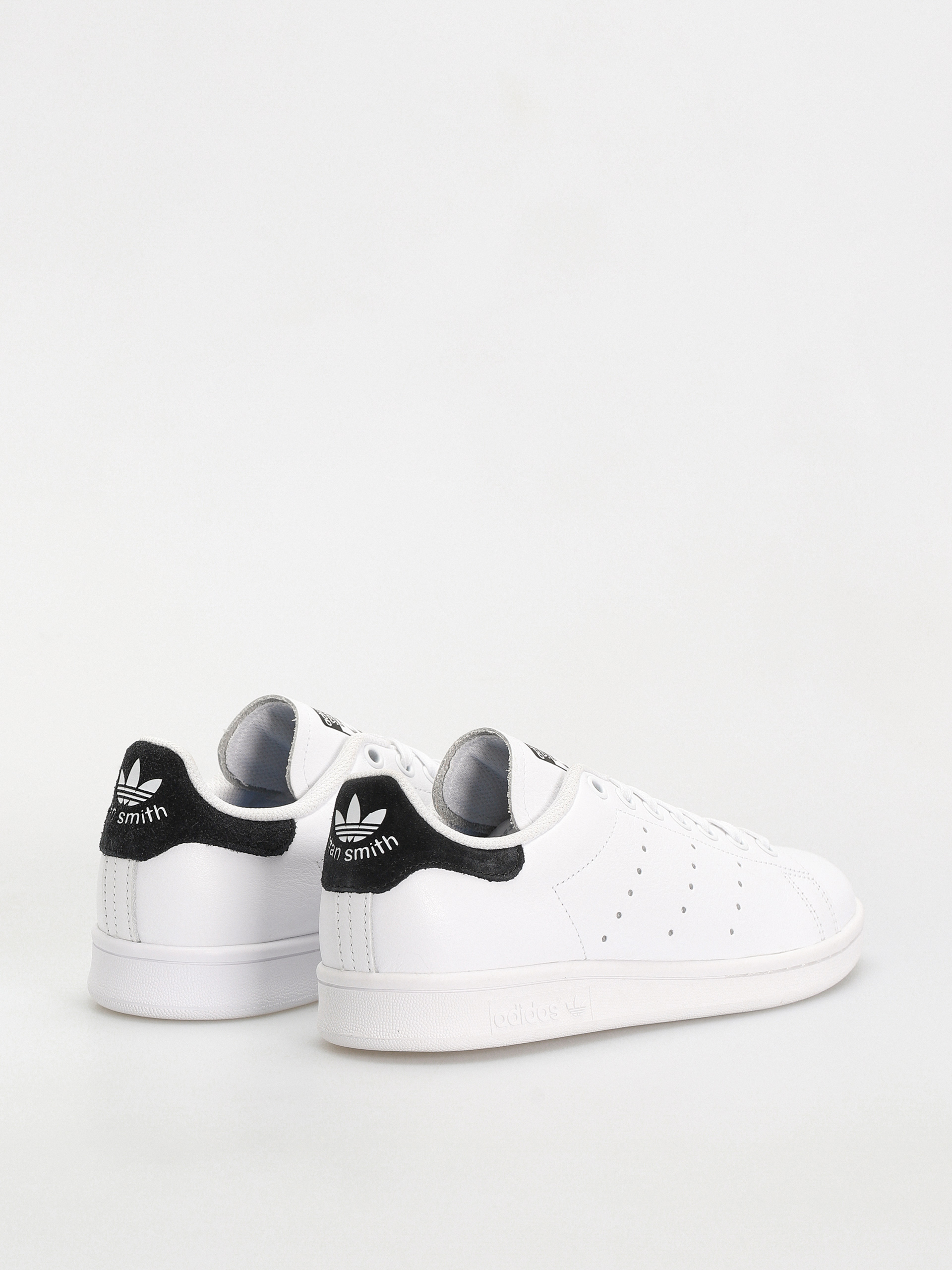 Обувки adidas Stan Smith ADV (ftwwht/cblack/ftwwht)