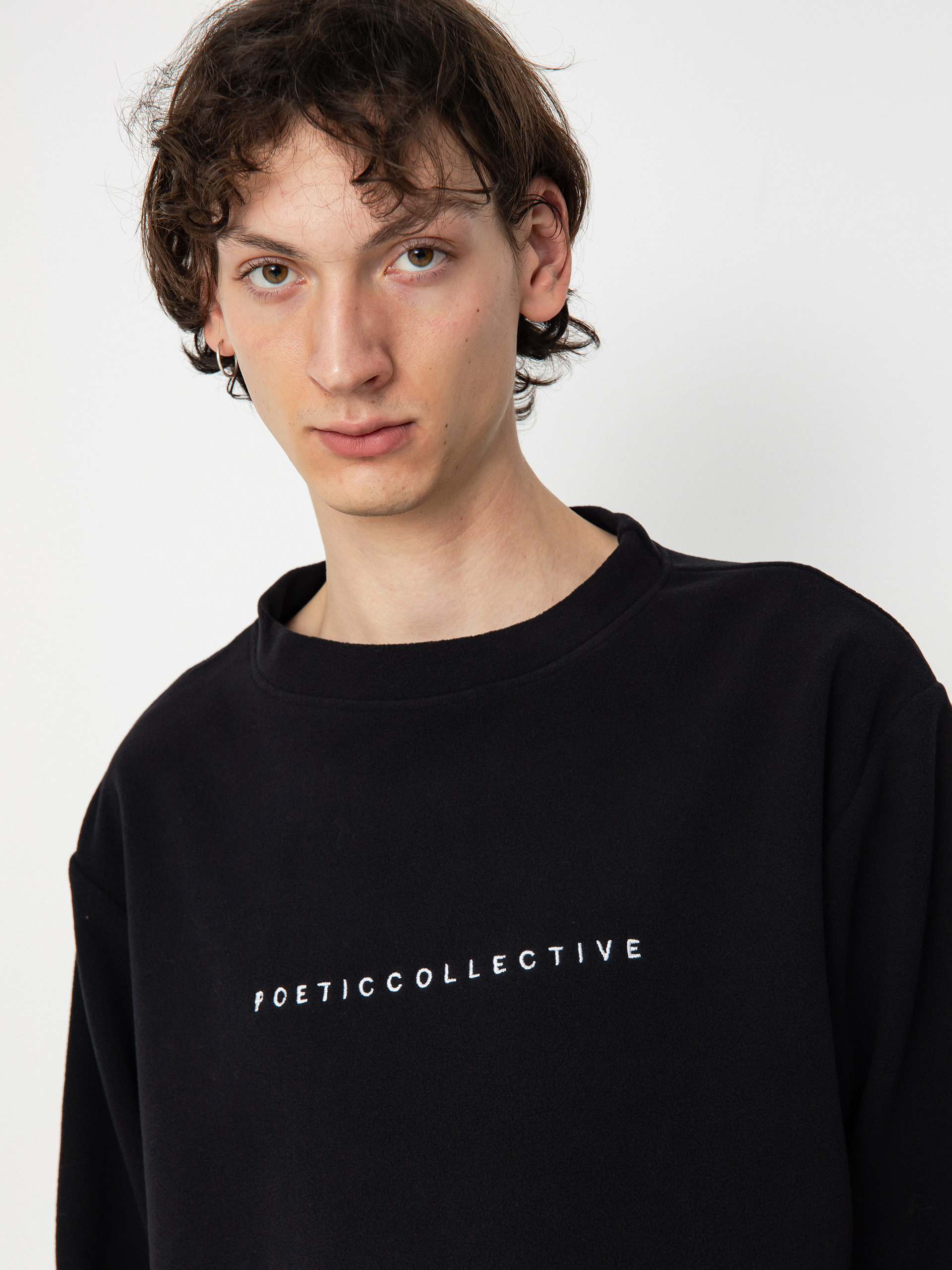Суитшърт Poetic Collective Fleece Crew (black)