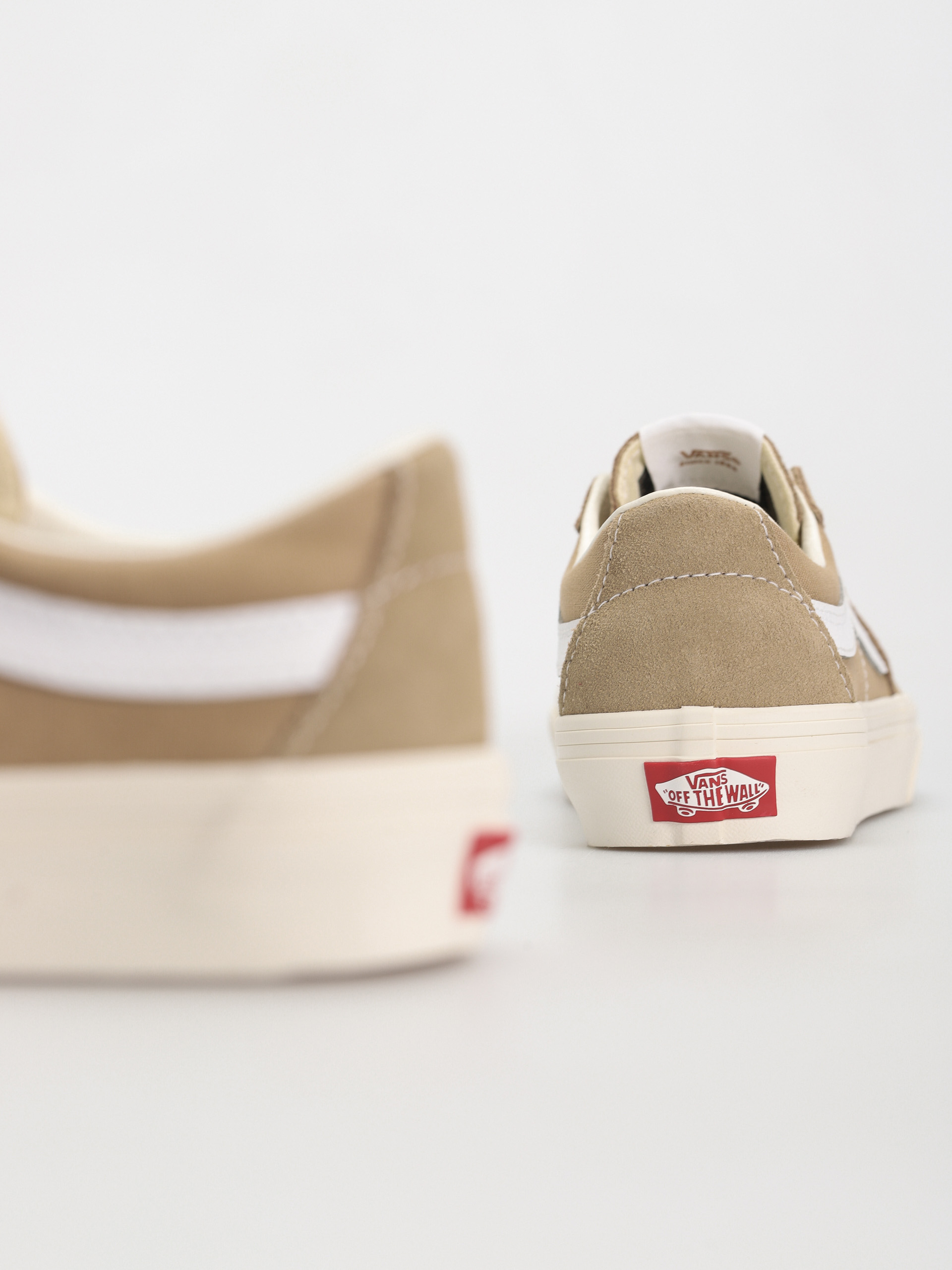 Обувки Vans Sk8 Low (canvas/suede incense)