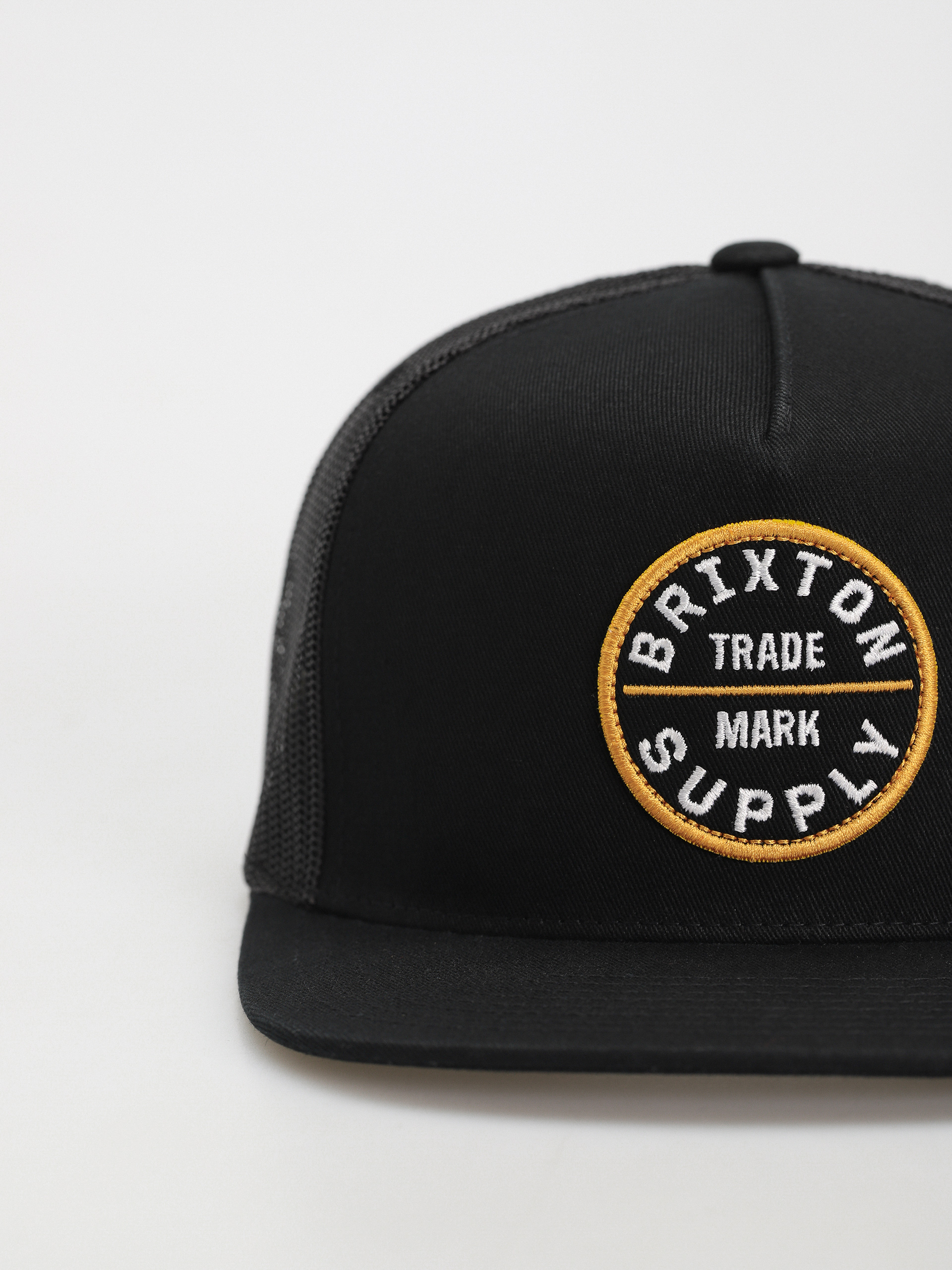Шапка с козирка Brixton Oath Mp Truckert (black/black)