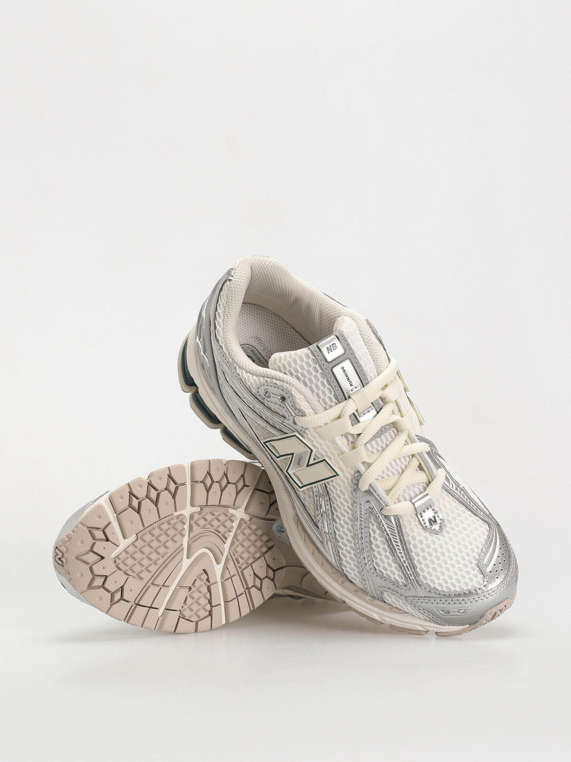 Обувки New Balance 1906 (silver metallic)