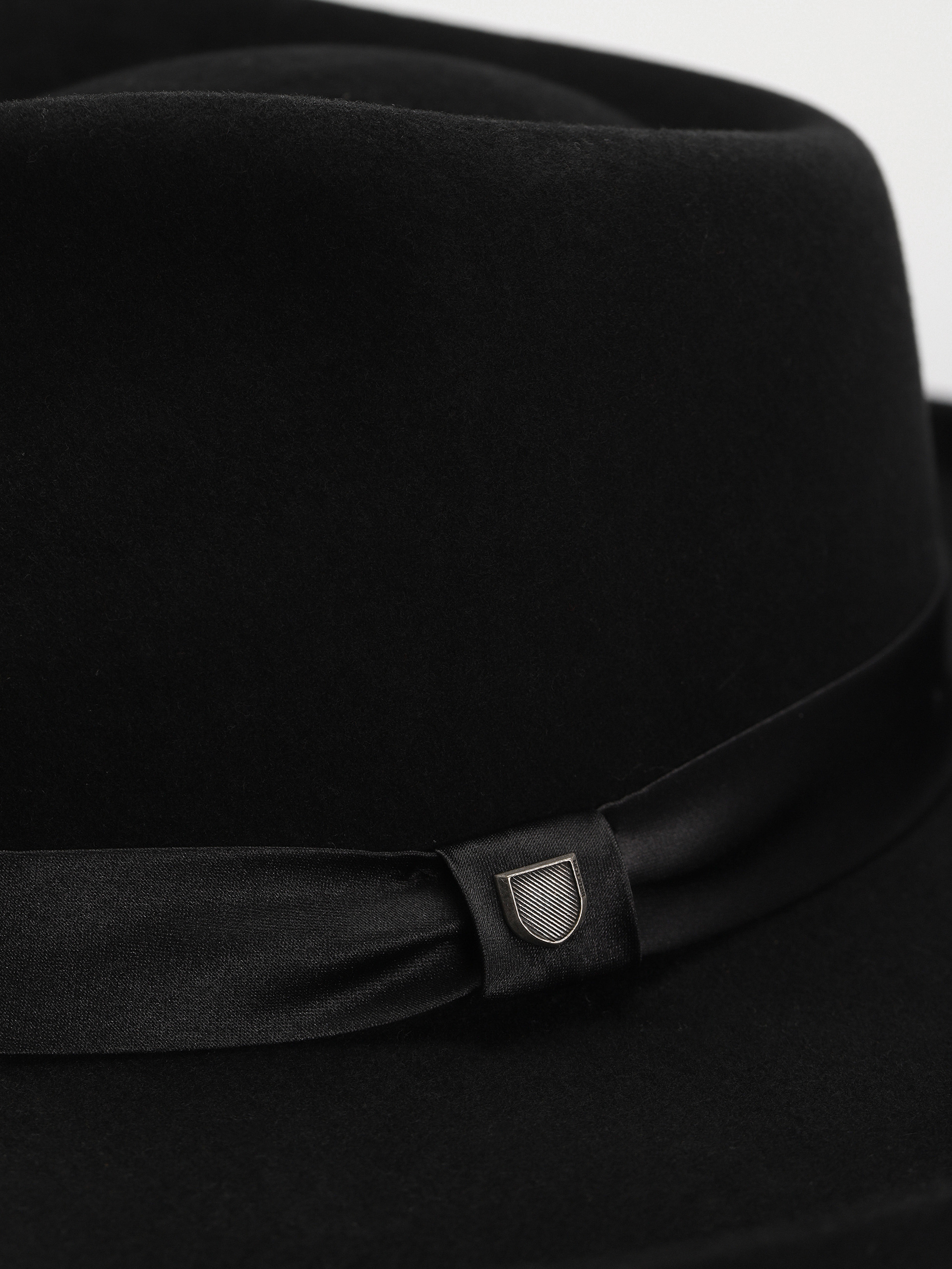 Шапка с периферия Brixton Victoria Felt Fedora Wmn (black/black satin)