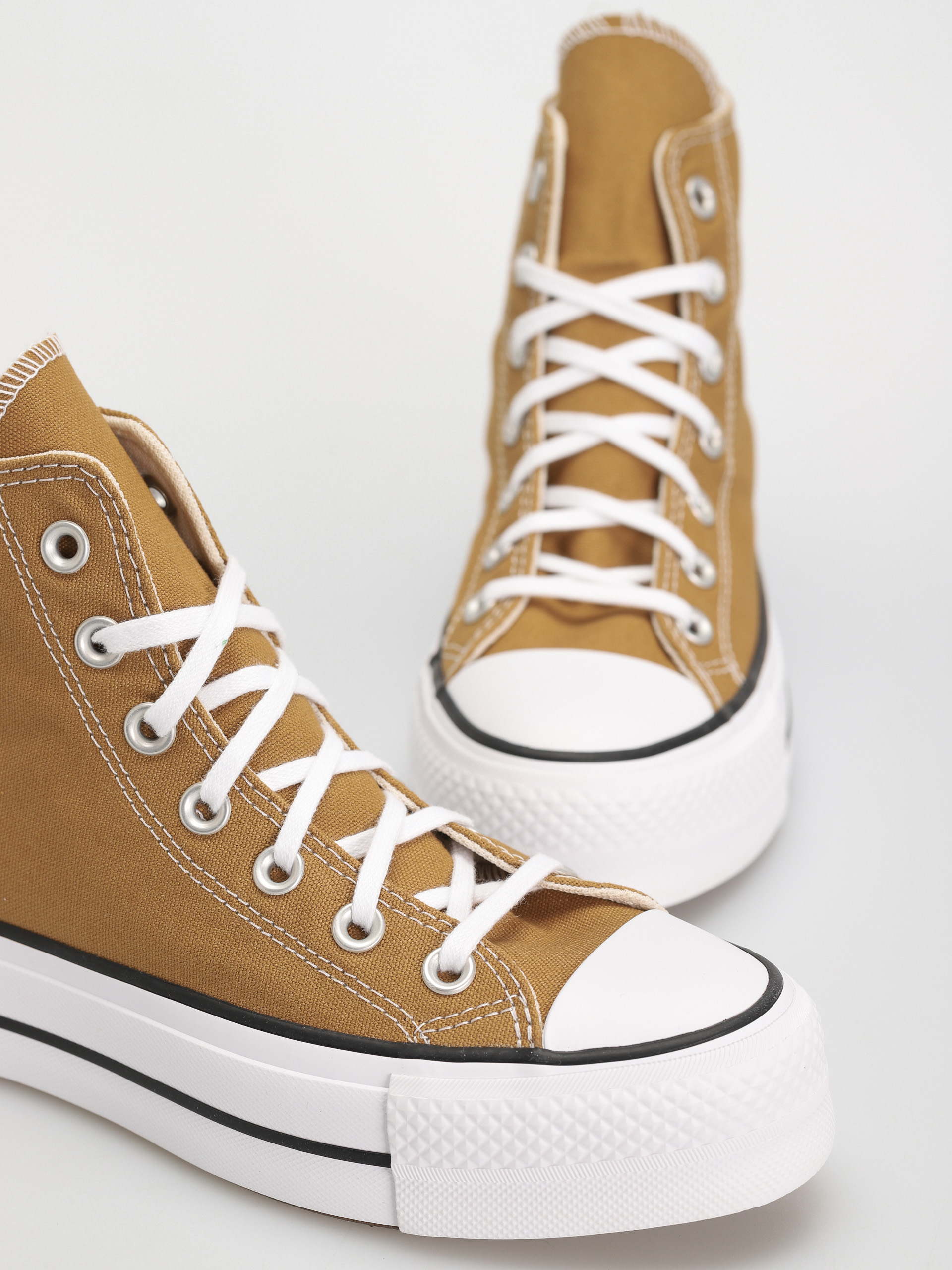 Кецове Converse Chuck Taylor All Star Lift Hi Wmn (sesame)
