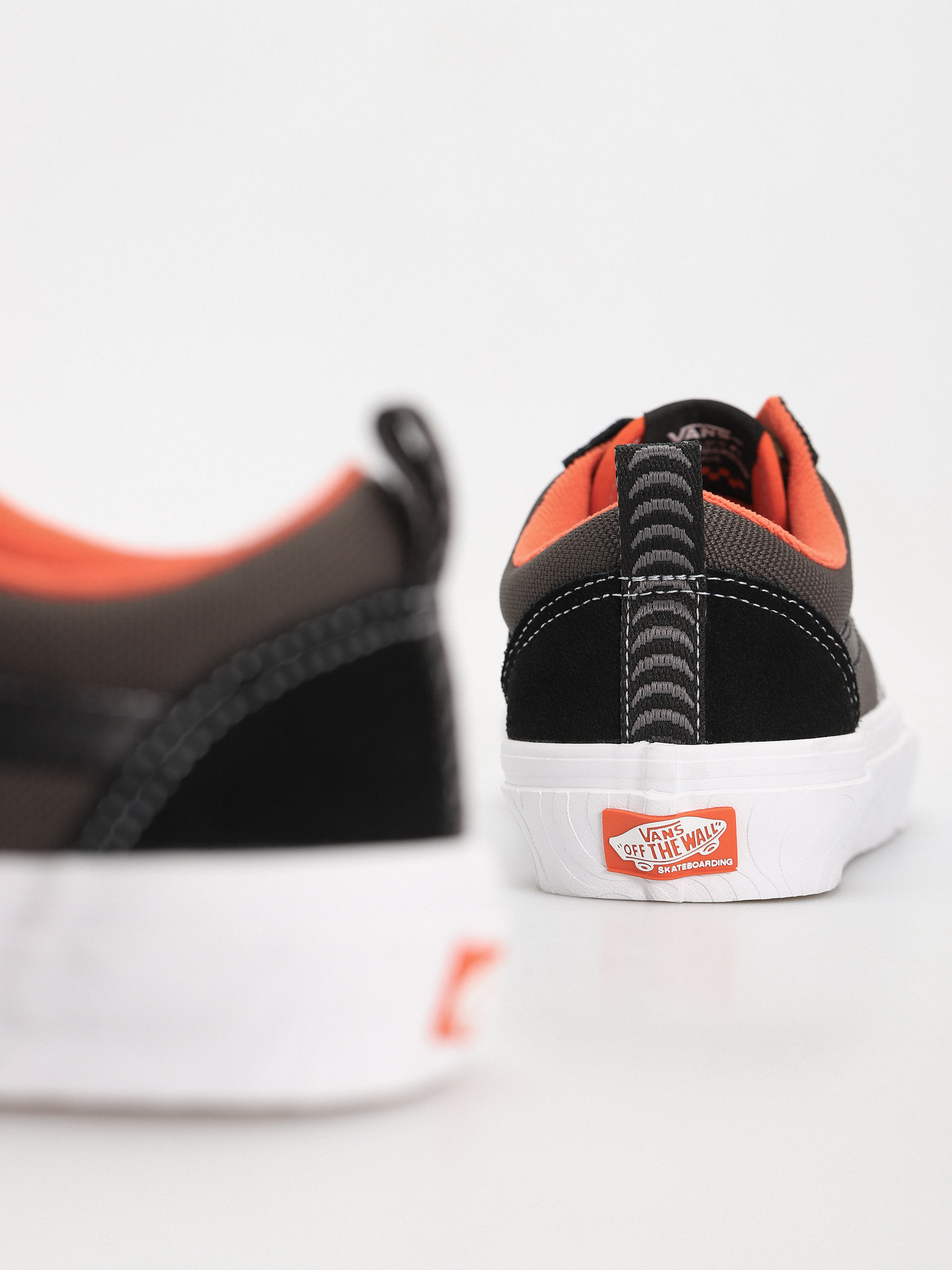 Обувки Vans X Spitfire Skate Old Skool (spitfire black/flame)