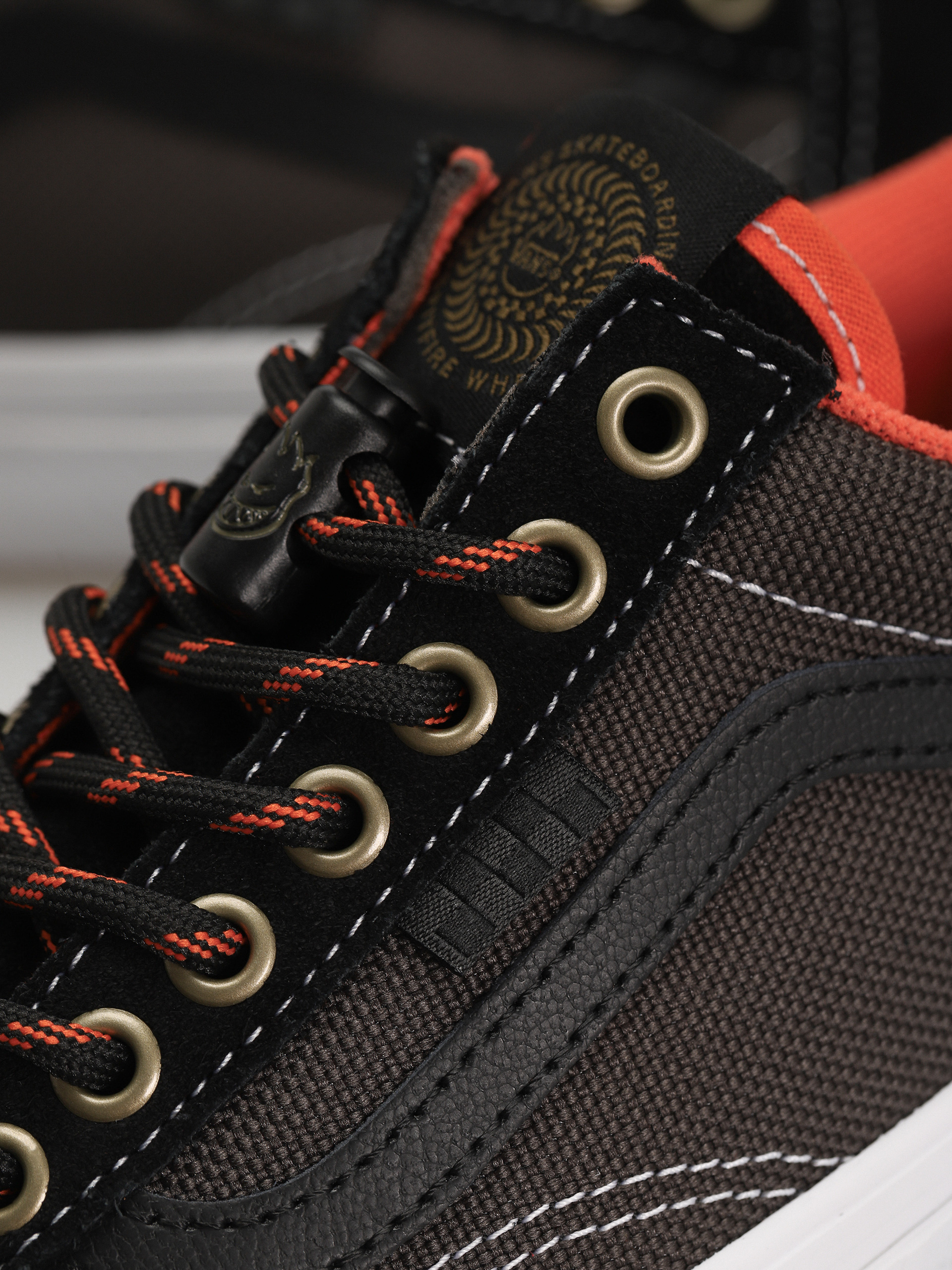 Обувки Vans X Spitfire Skate Old Skool (spitfire black/flame)