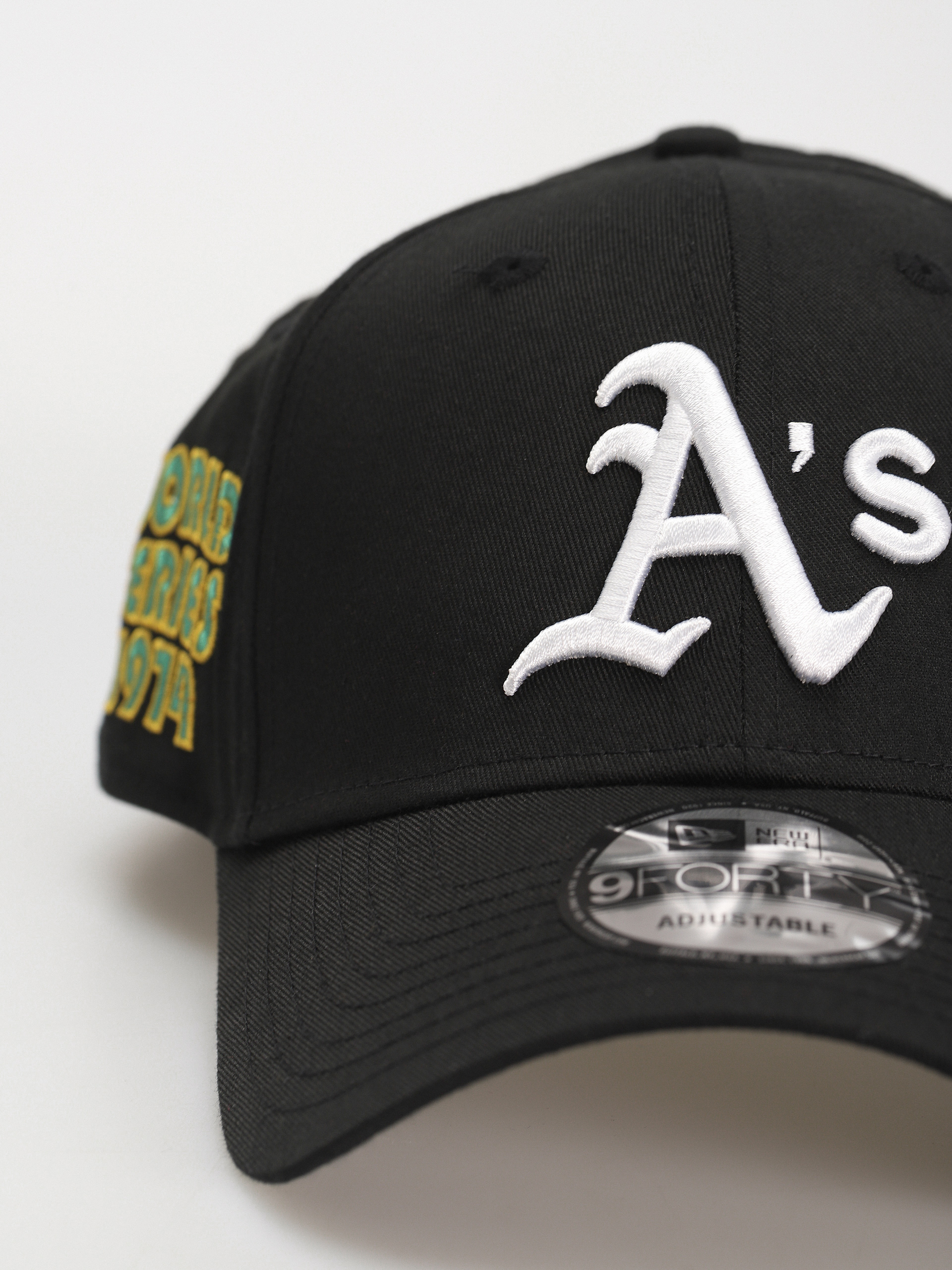 Шапка с козирка New Era Patch 9Forty Okland Atheltics (black)