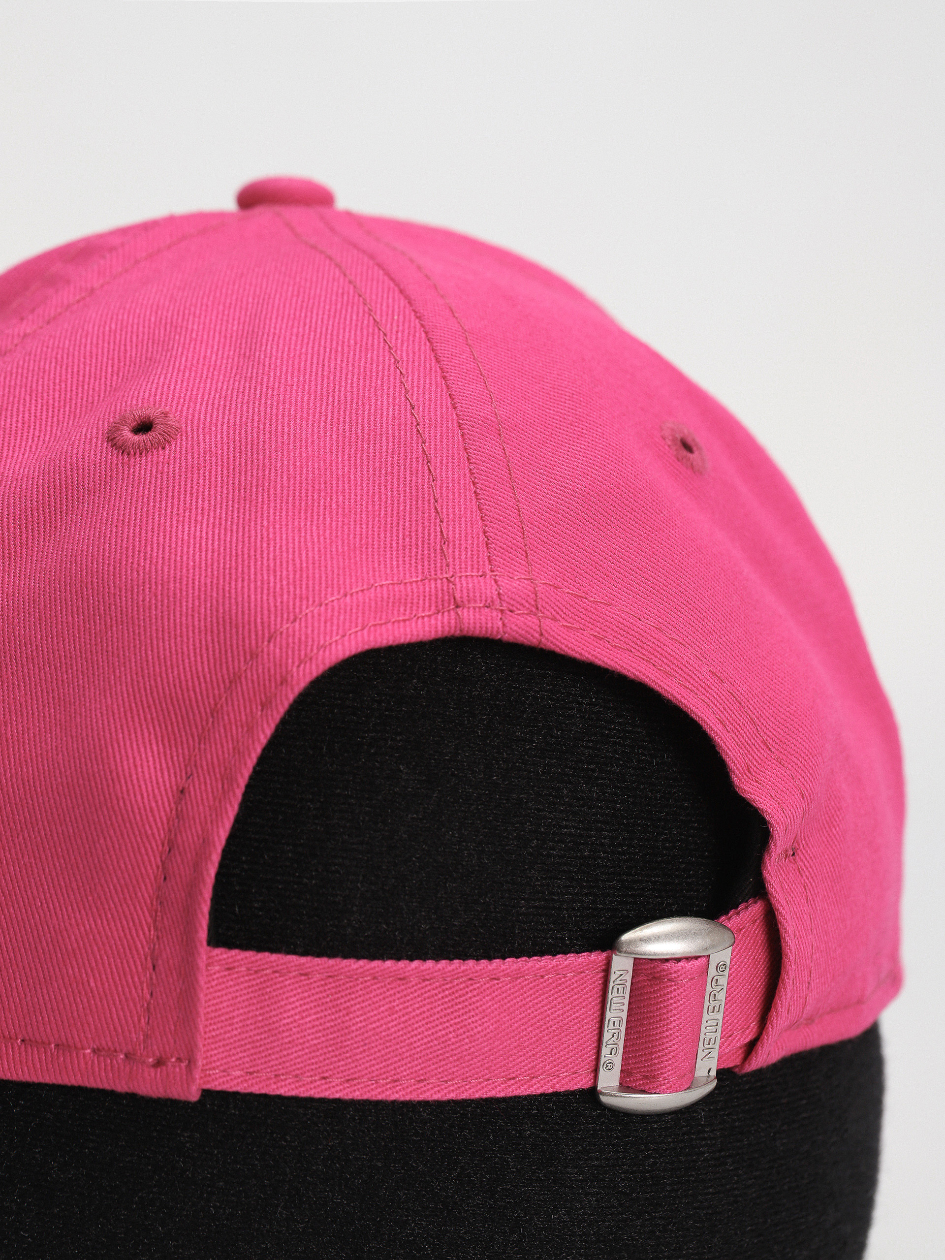 Шапка с козирка New Era League Essential 9Forty New York Yankees Wmn (pink/white)
