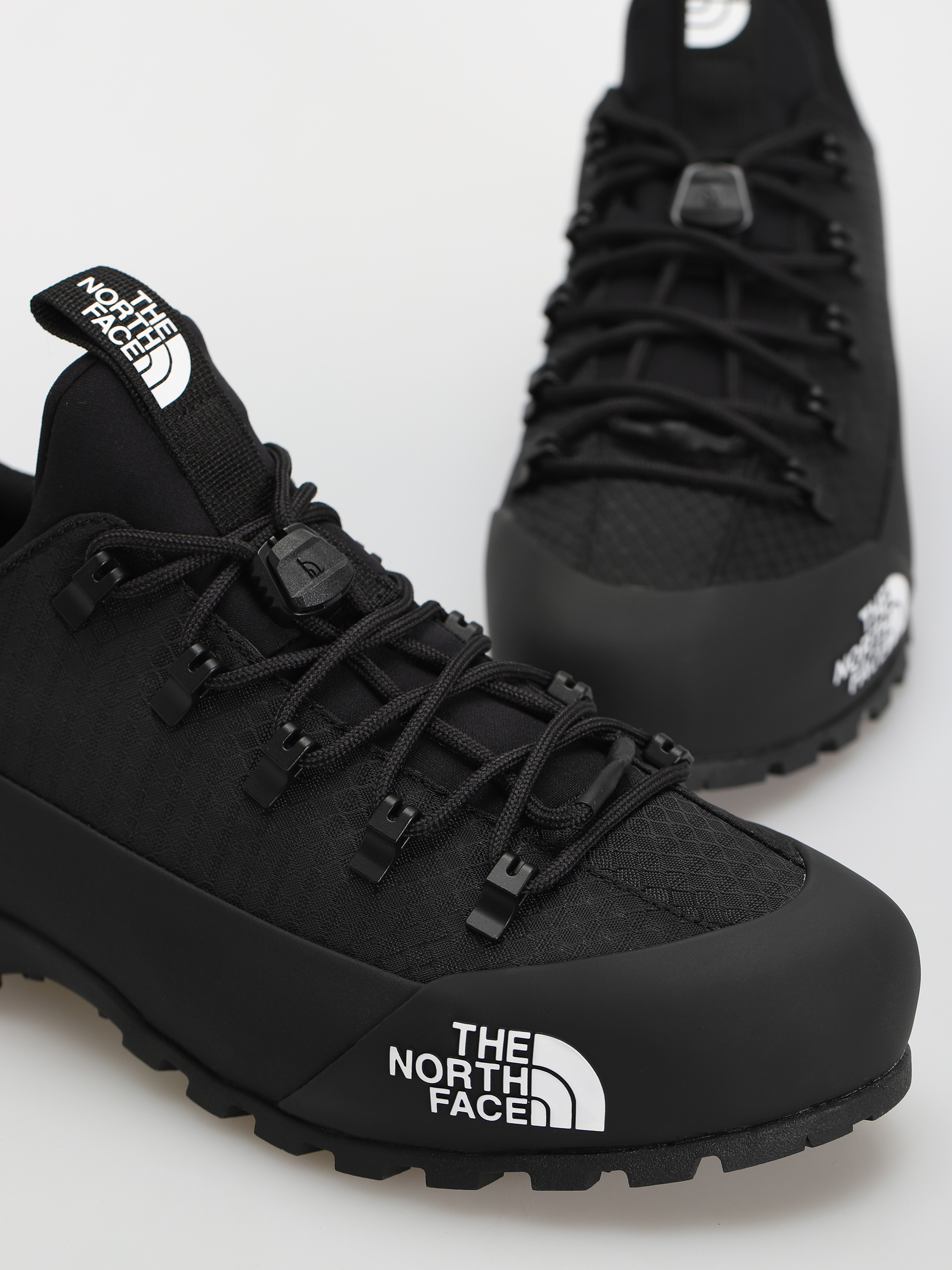 Обувки The North Face Glenclyffe Low (tnf black/tnf black)