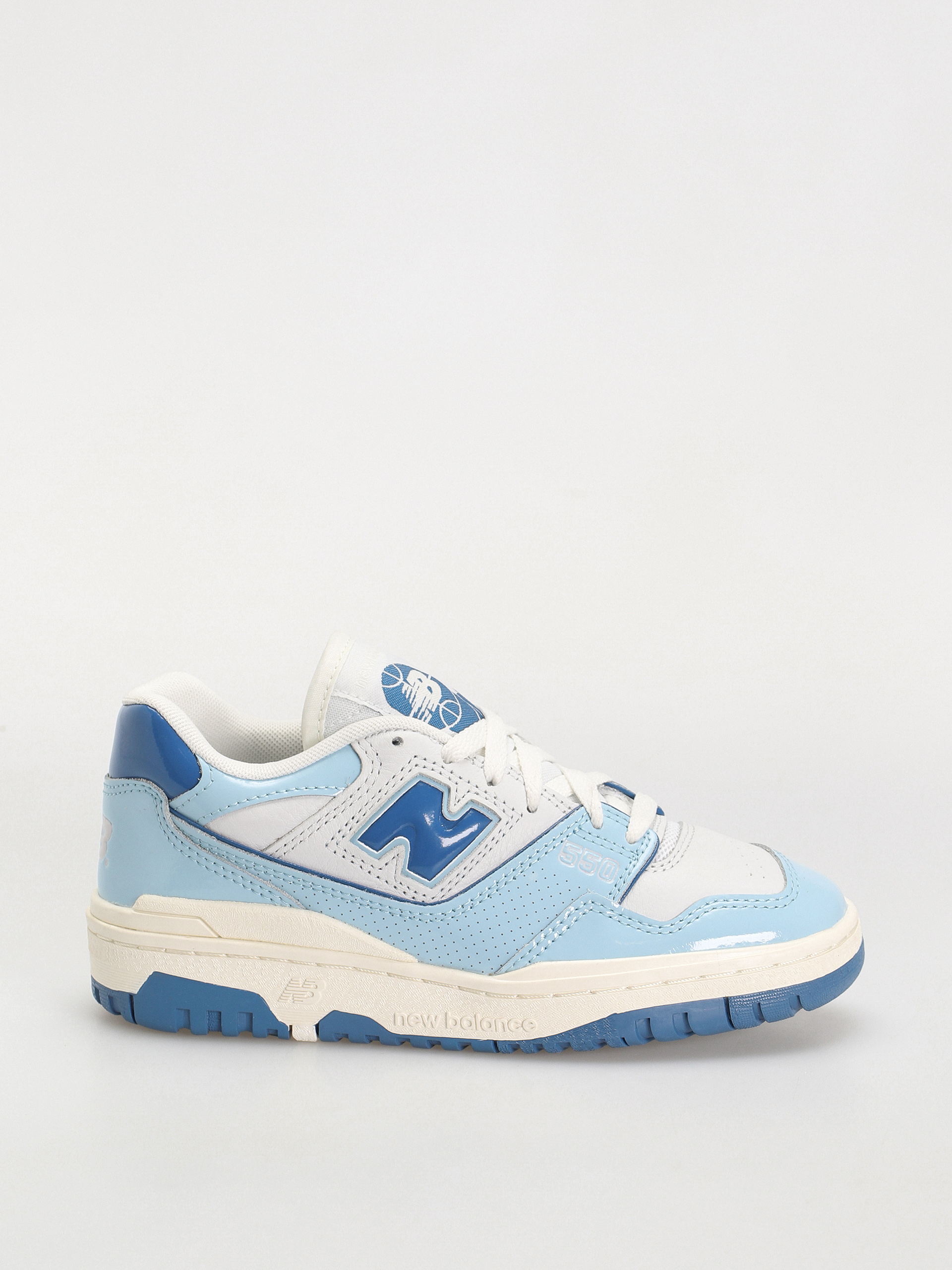 u041eu0431u0443u0432u043au0438 New Balance 550 (chrome blue patent)