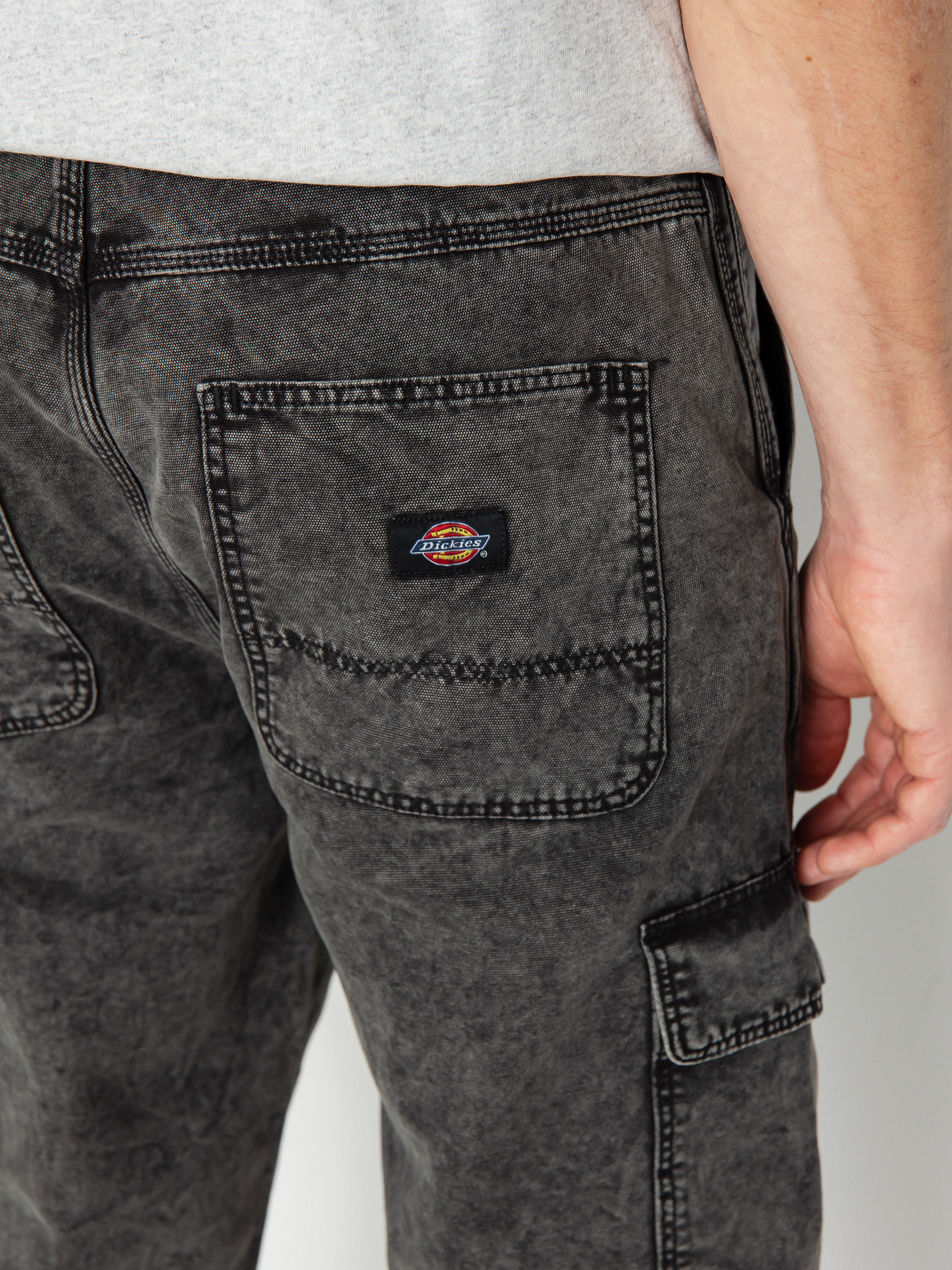 Панталони Dickies Newington (dble dye/acid wash black)