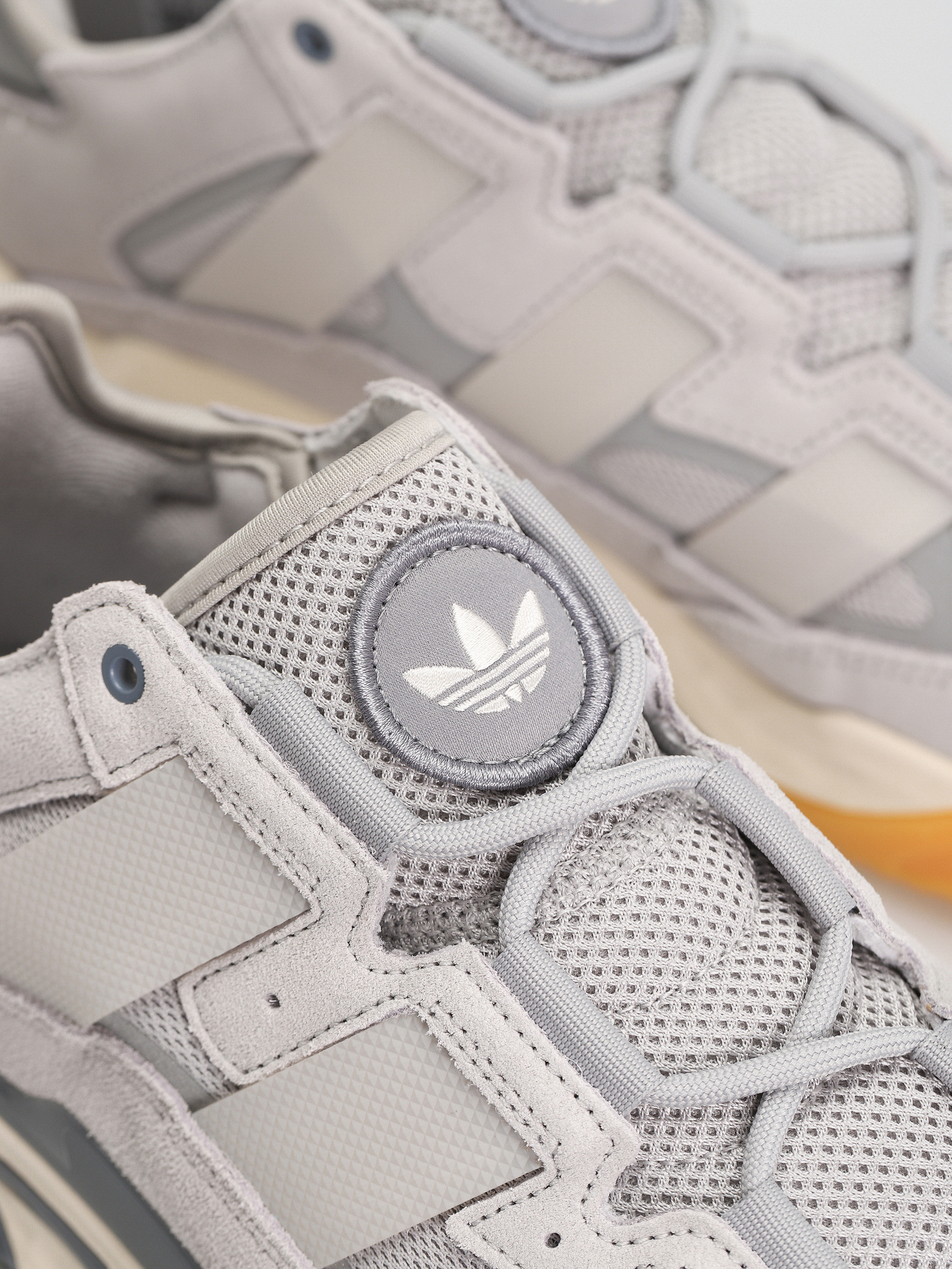 Обувки adidas Originals Niteball (gretwo/greone/cwhite)