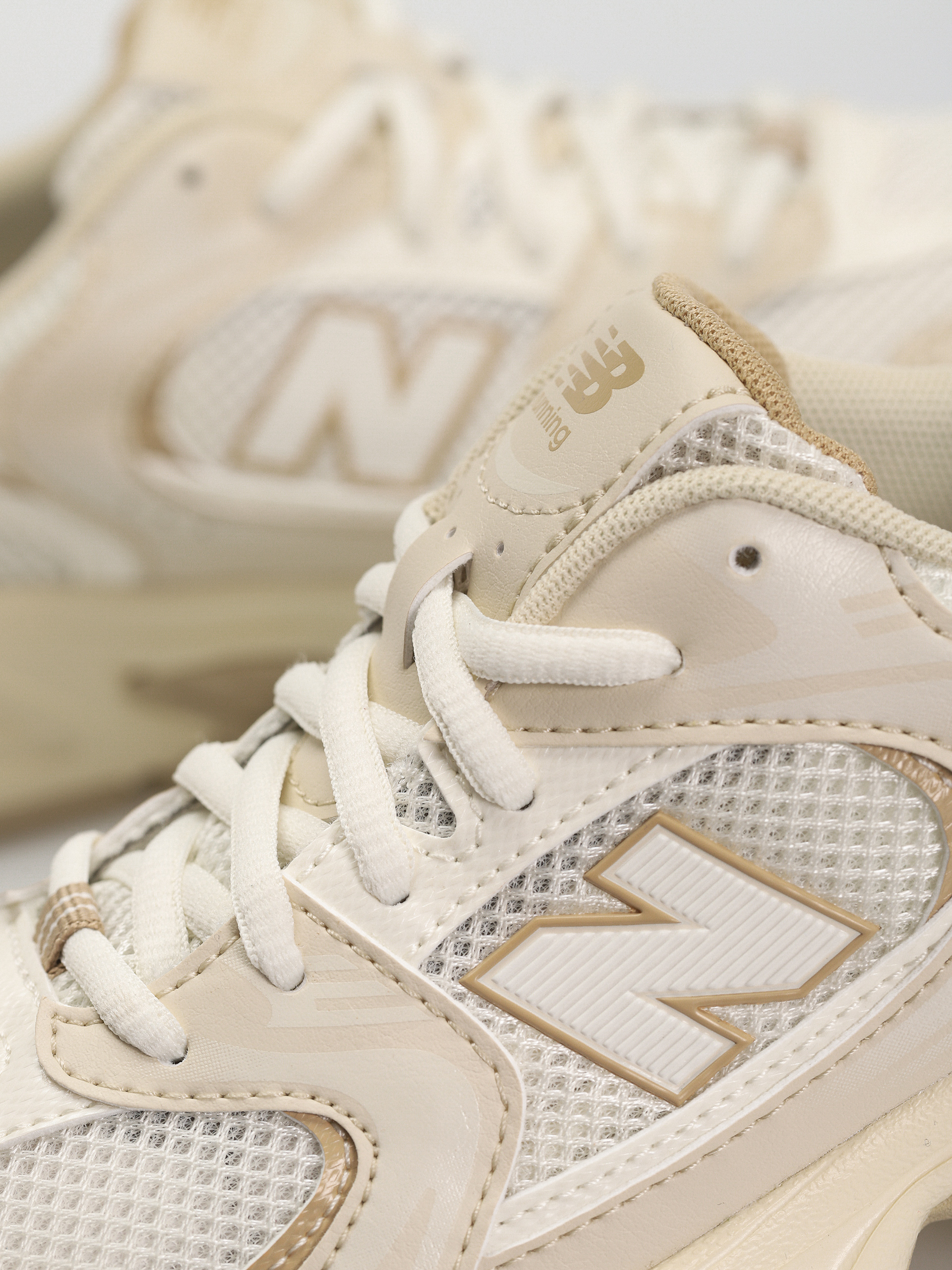 Обувки New Balance 530 JR (beige)