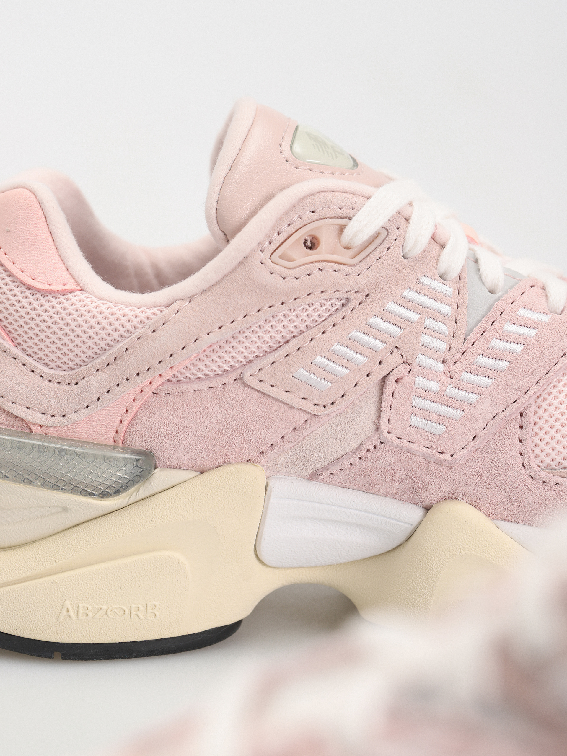 Обувки New Balance 9060 (crystal pink)